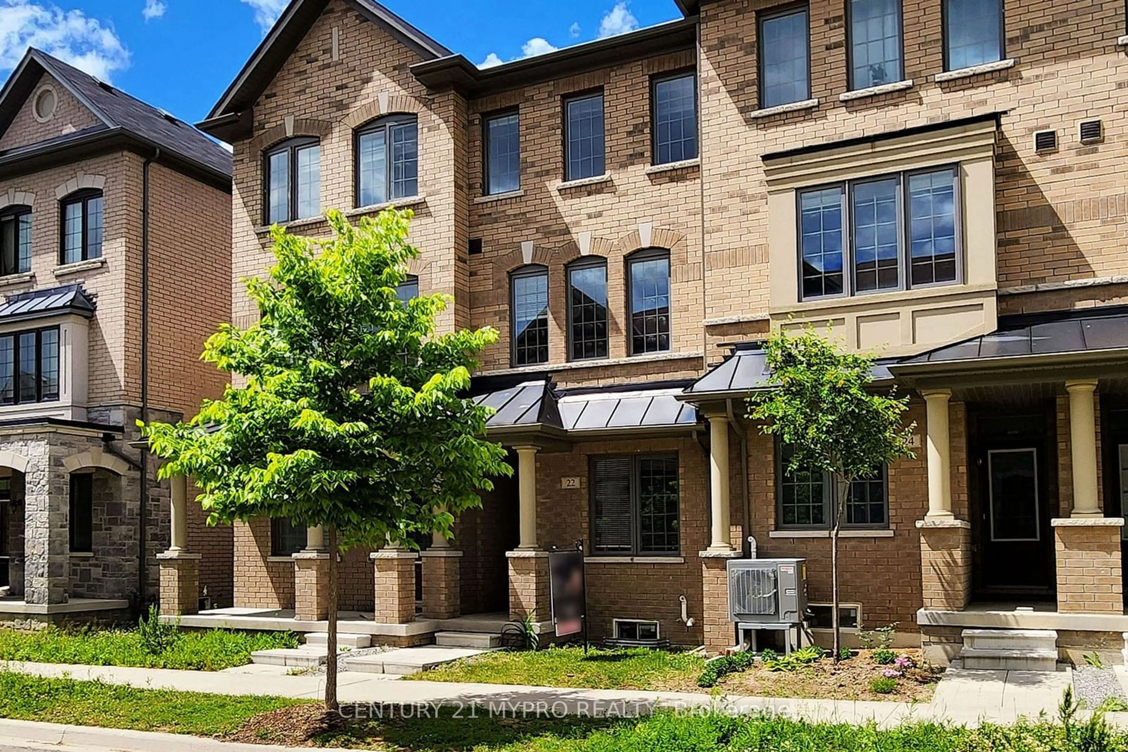 A pic from exterior of the house or condo, the front or back of building for 22 Robert Joffre Leet Ave, Markham Ontario L6B 1P8