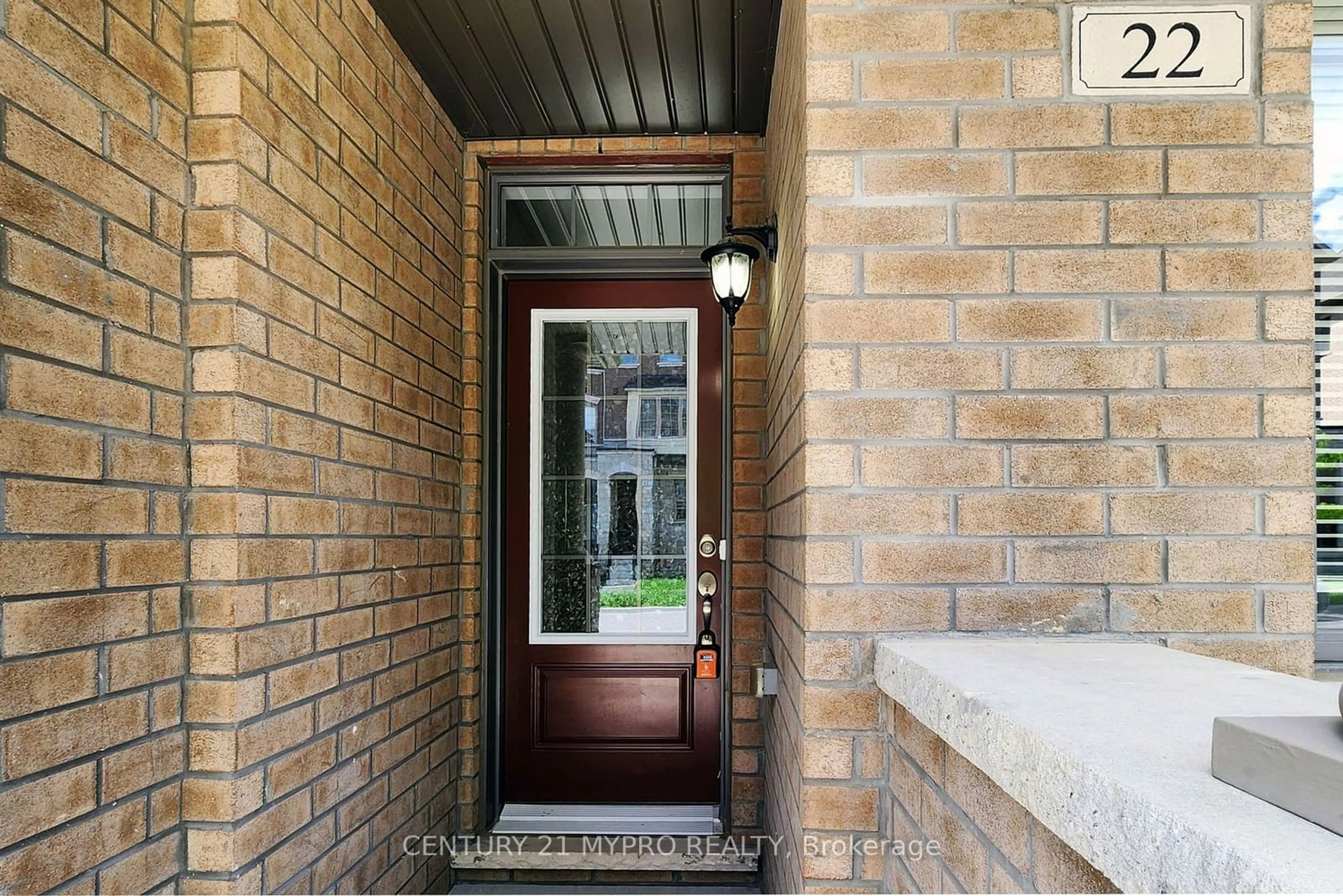 Indoor entryway, wood floors for 22 Robert Joffre Leet Ave, Markham Ontario L6B 1P8