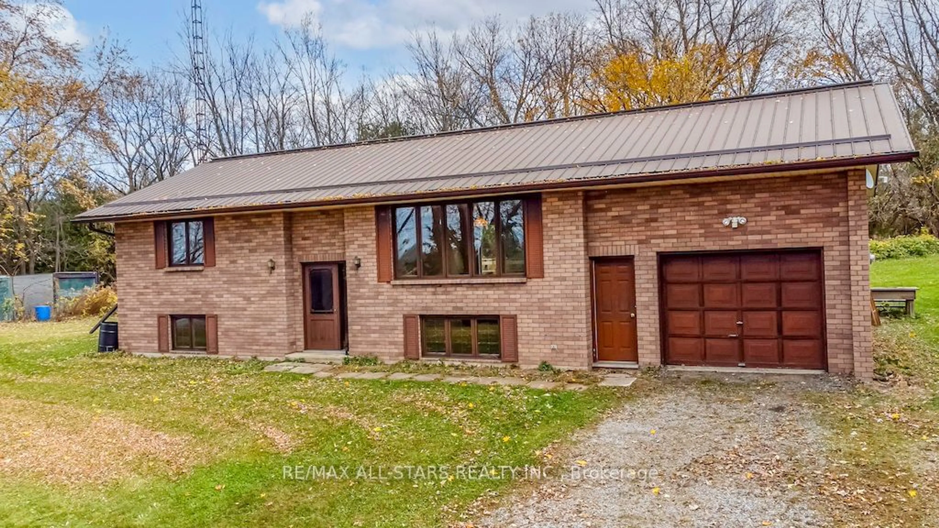 Home with brick exterior material for 25 Ontario St, Brock Ontario K0M 2J0