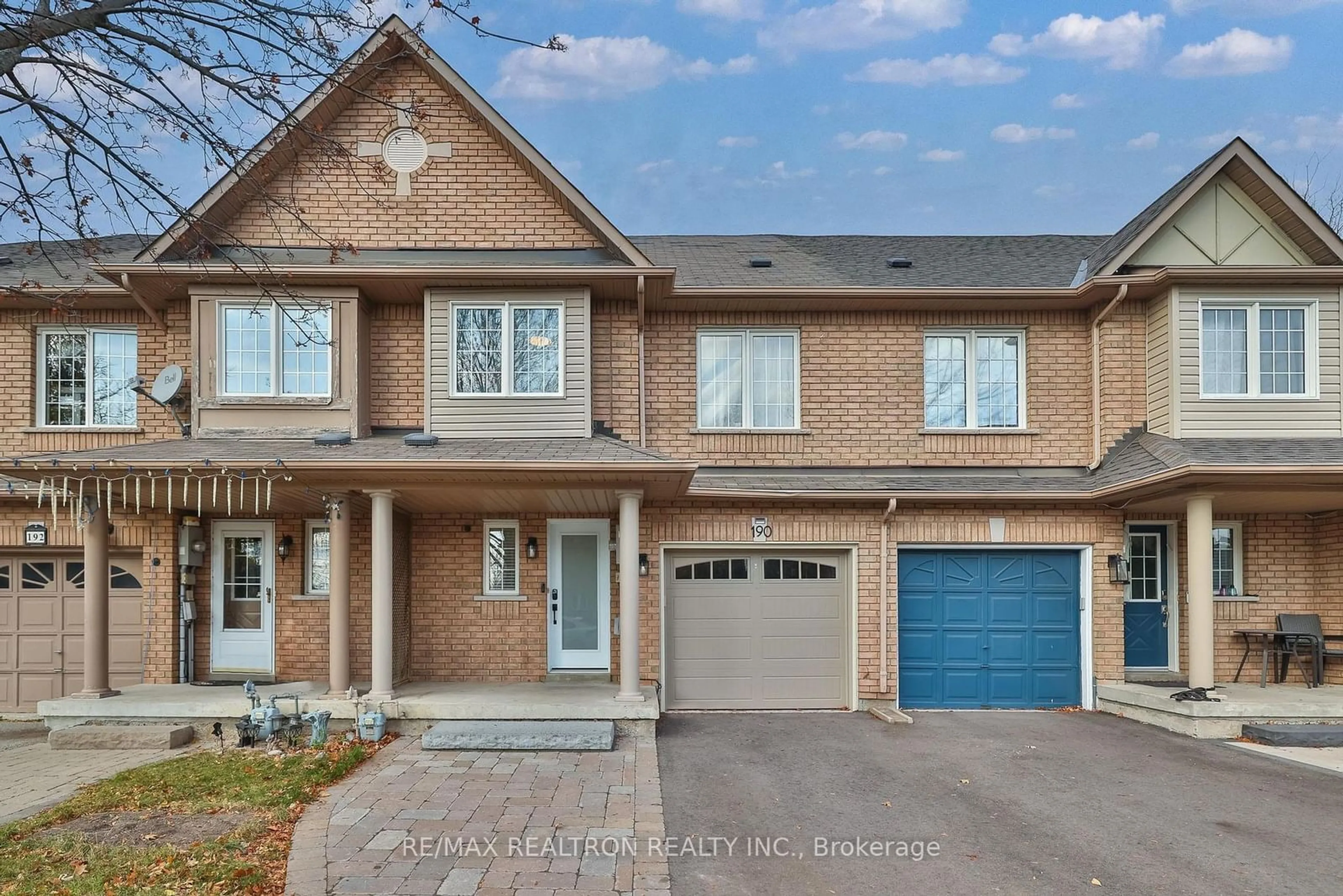 Home with brick exterior material for 190 Coleridge Dr, Newmarket Ontario L3X 2T4