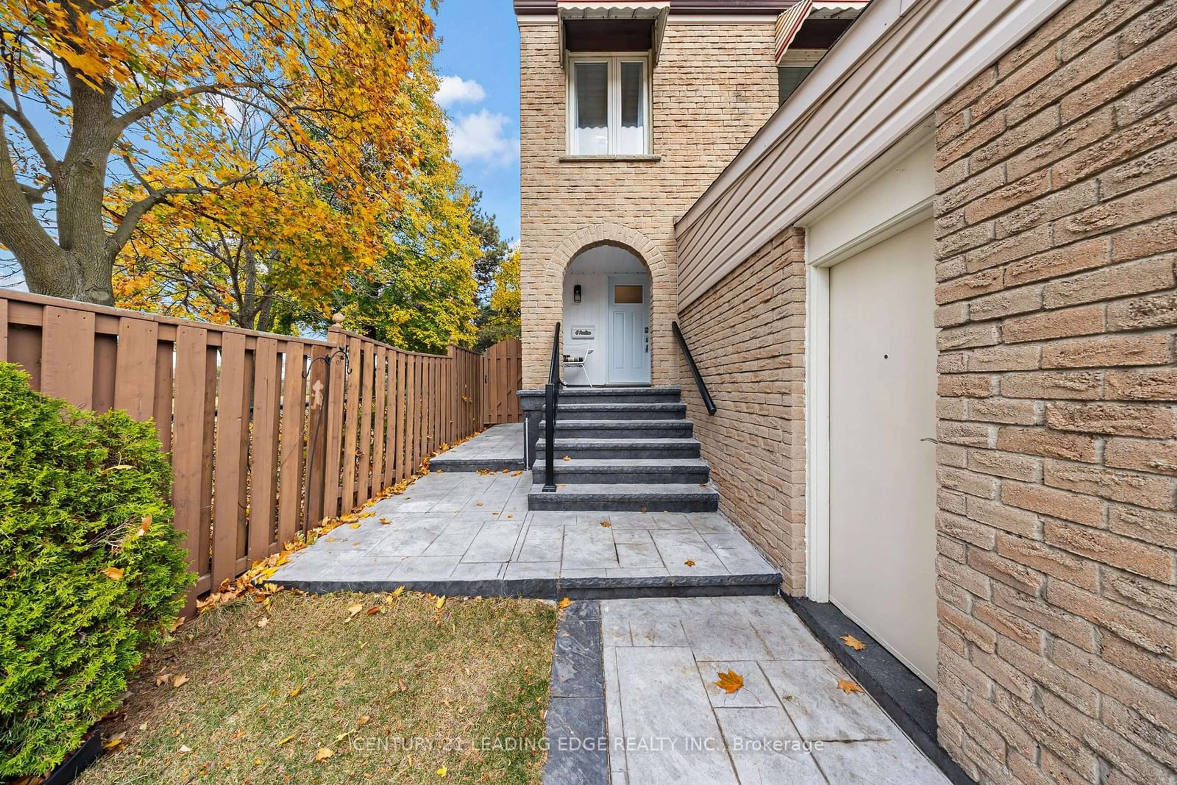 Patio, the fenced backyard for 47 Peachtree Pl, Vaughan Ontario L4K 2C4