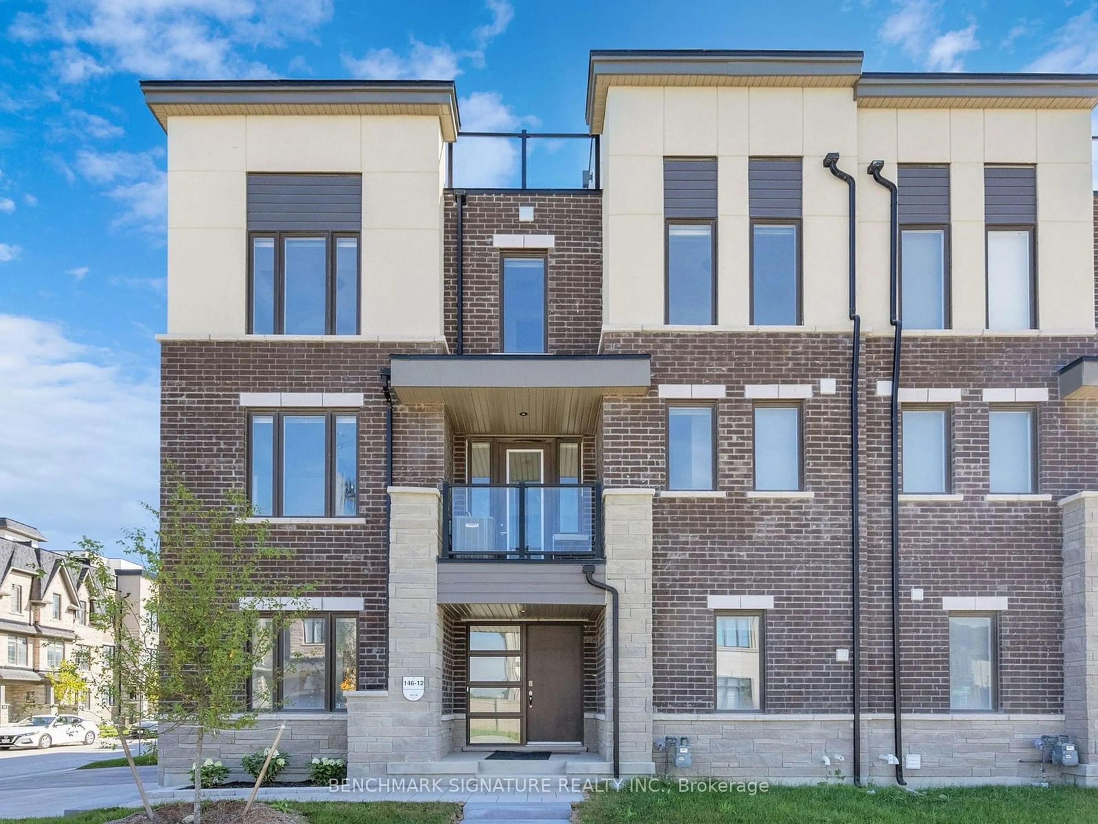 Home with brick exterior material for 106 William Shearn Cres, Markham Ontario L6C 1N6