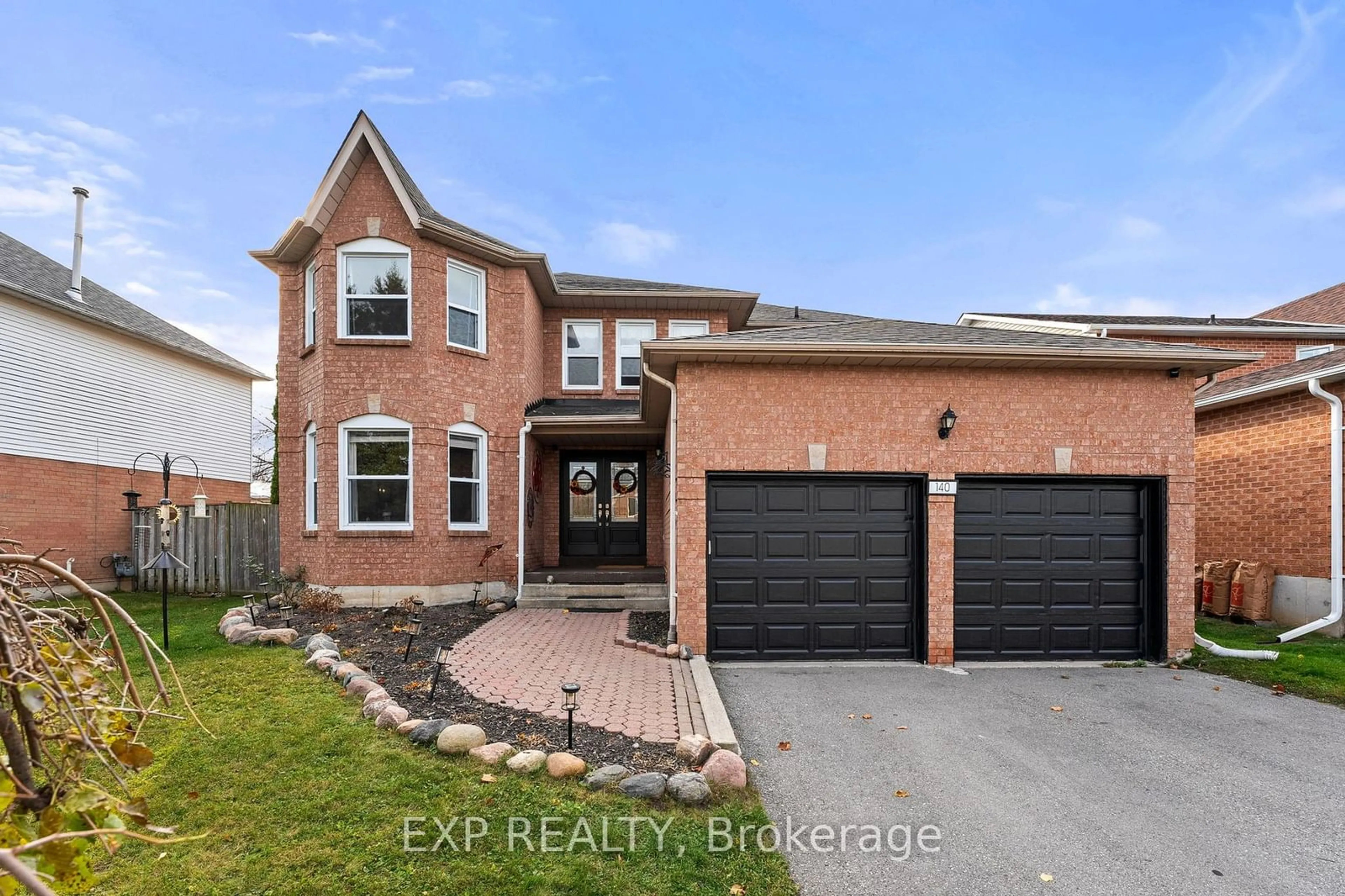 Frontside or backside of a home, the street view for 140 Natanya Blvd, Georgina Ontario L4P 3N4