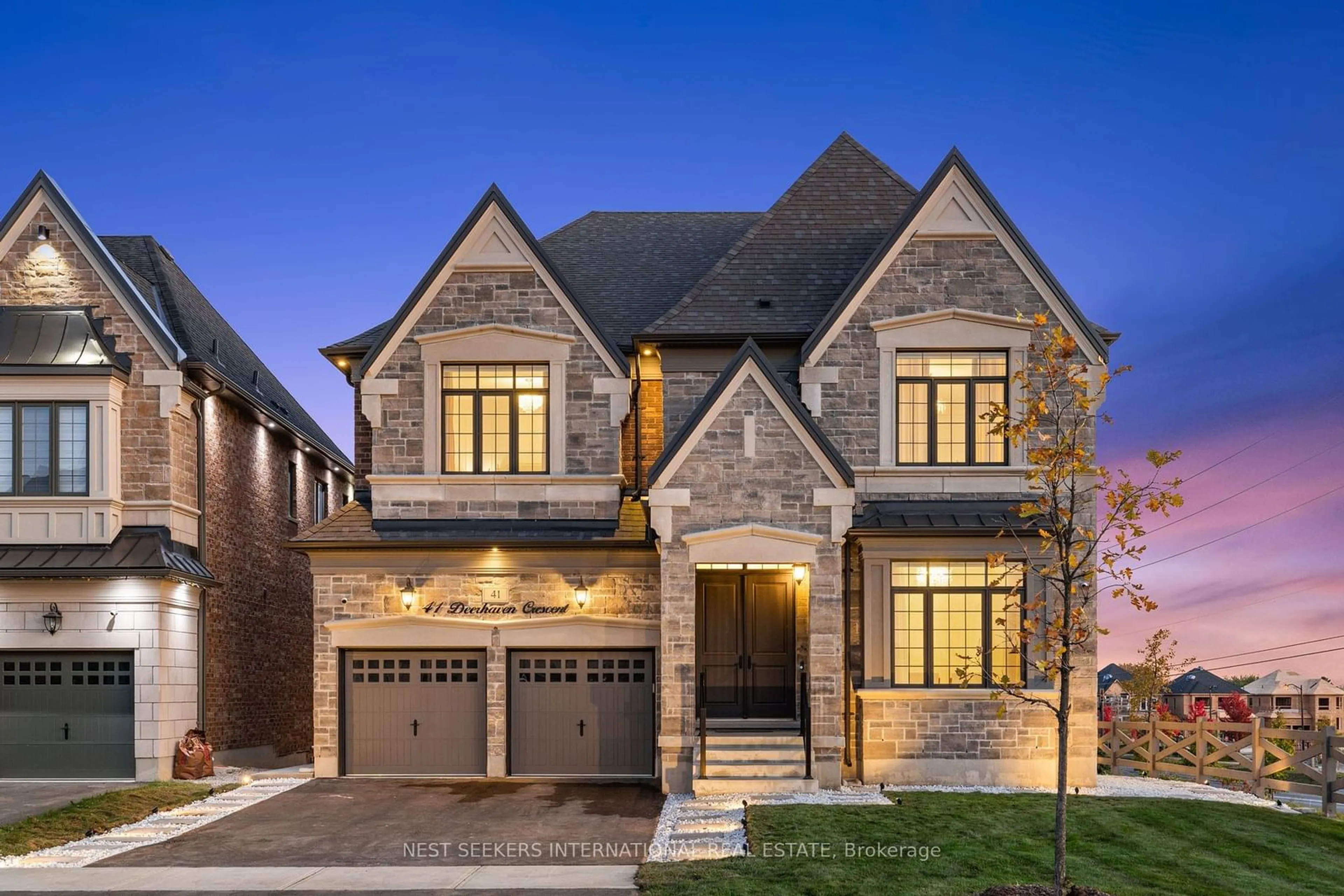 Home with brick exterior material for 41 Deerhaven Cres, Vaughan Ontario L4L 1A6