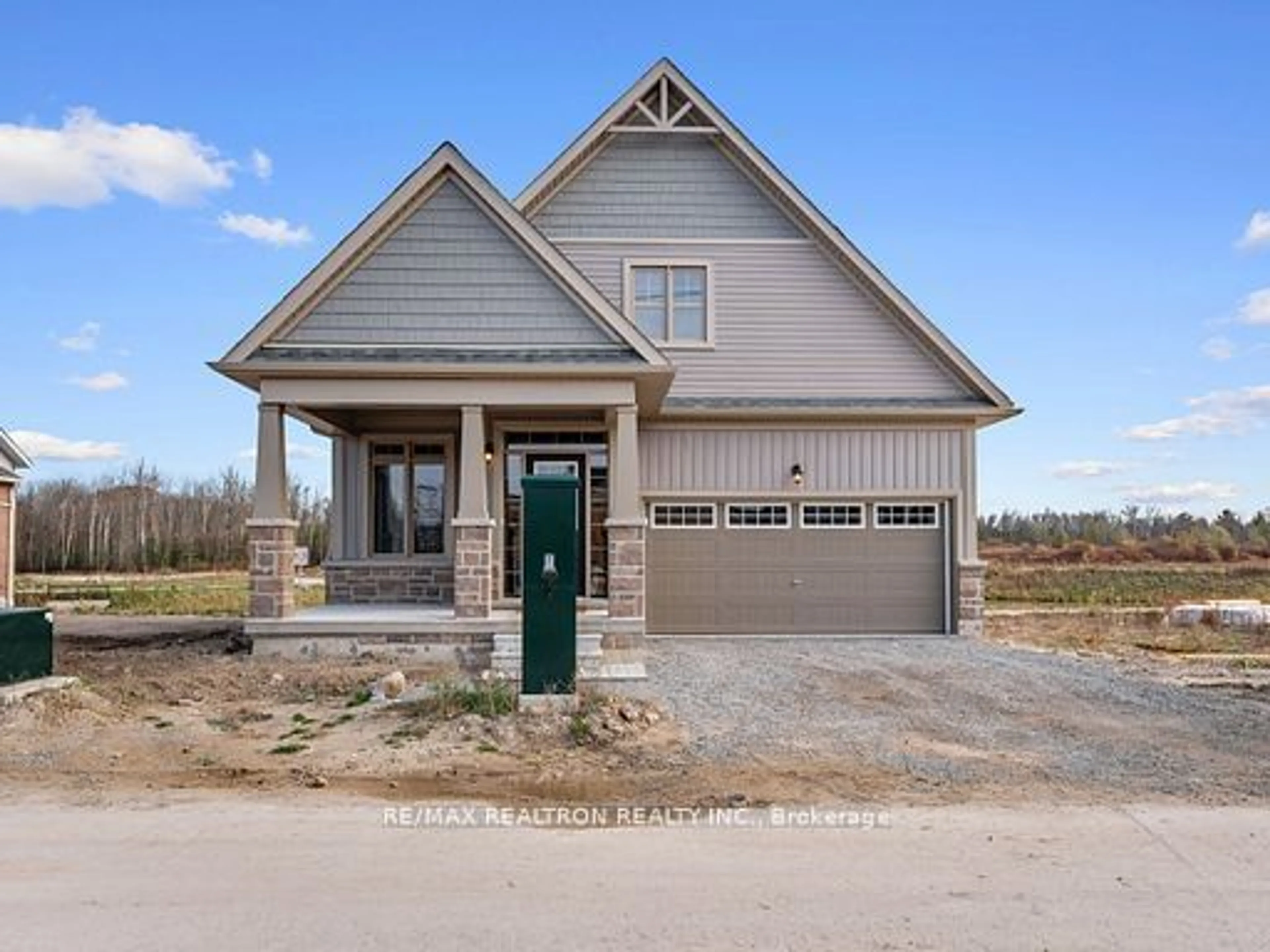 Frontside or backside of a home, cottage for 43 Palmira Dr, Georgina Ontario L0E 1R0