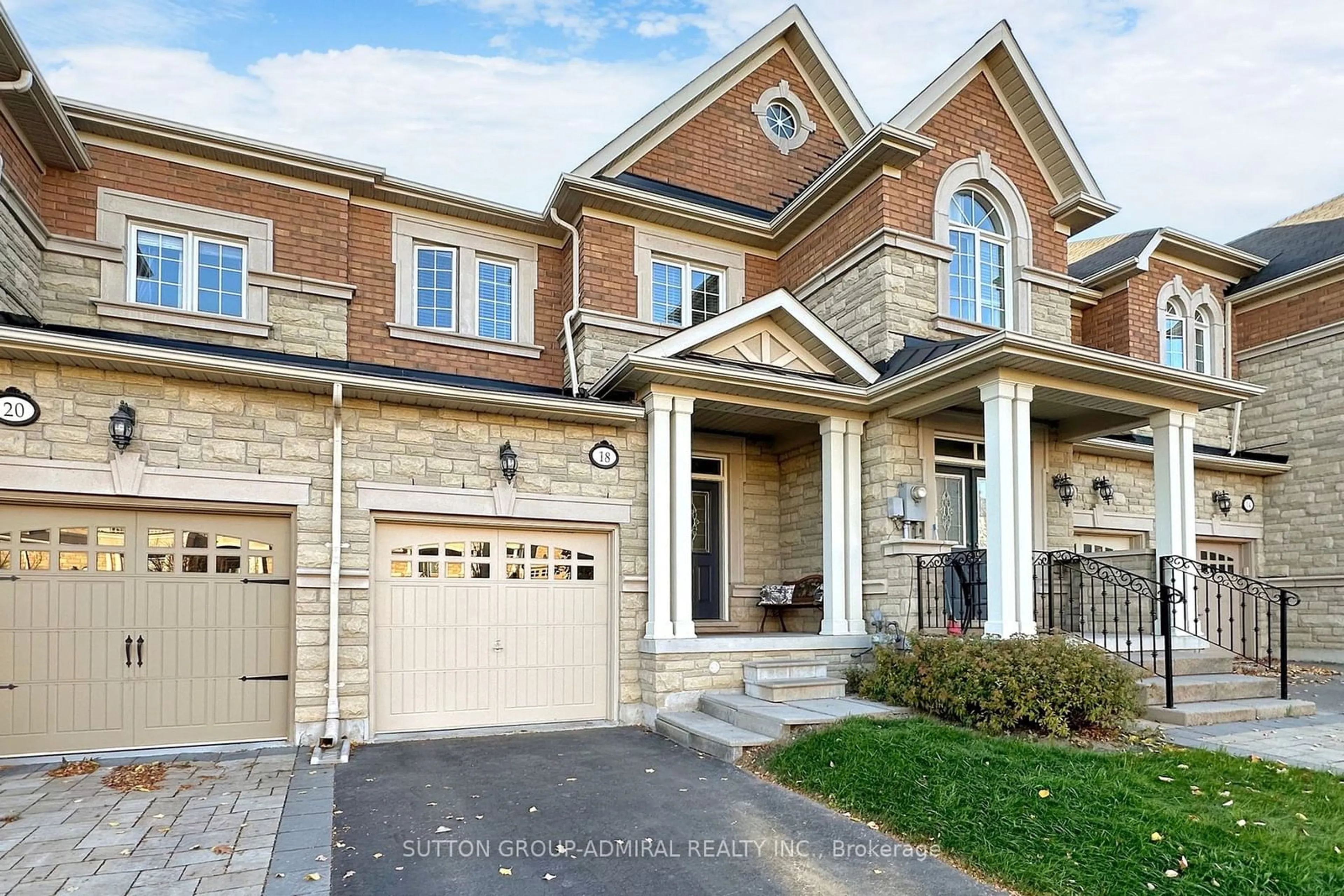 Home with brick exterior material for 18 Spruce Pine Cres, Vaughan Ontario L6A 0X5