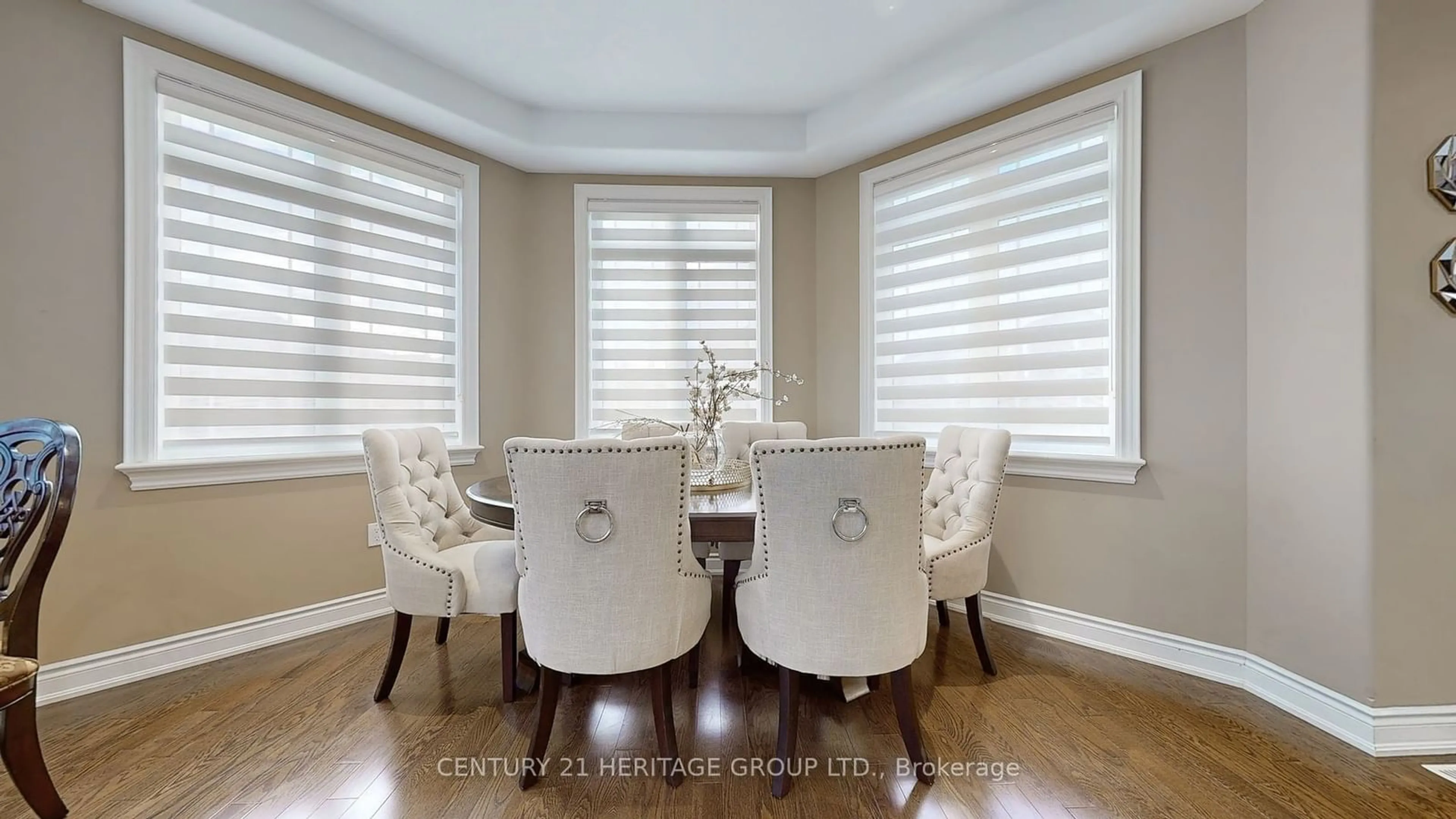 Dining room, wood floors for 88 Mancini Cres, Richmond Hill Ontario L4E 0N5