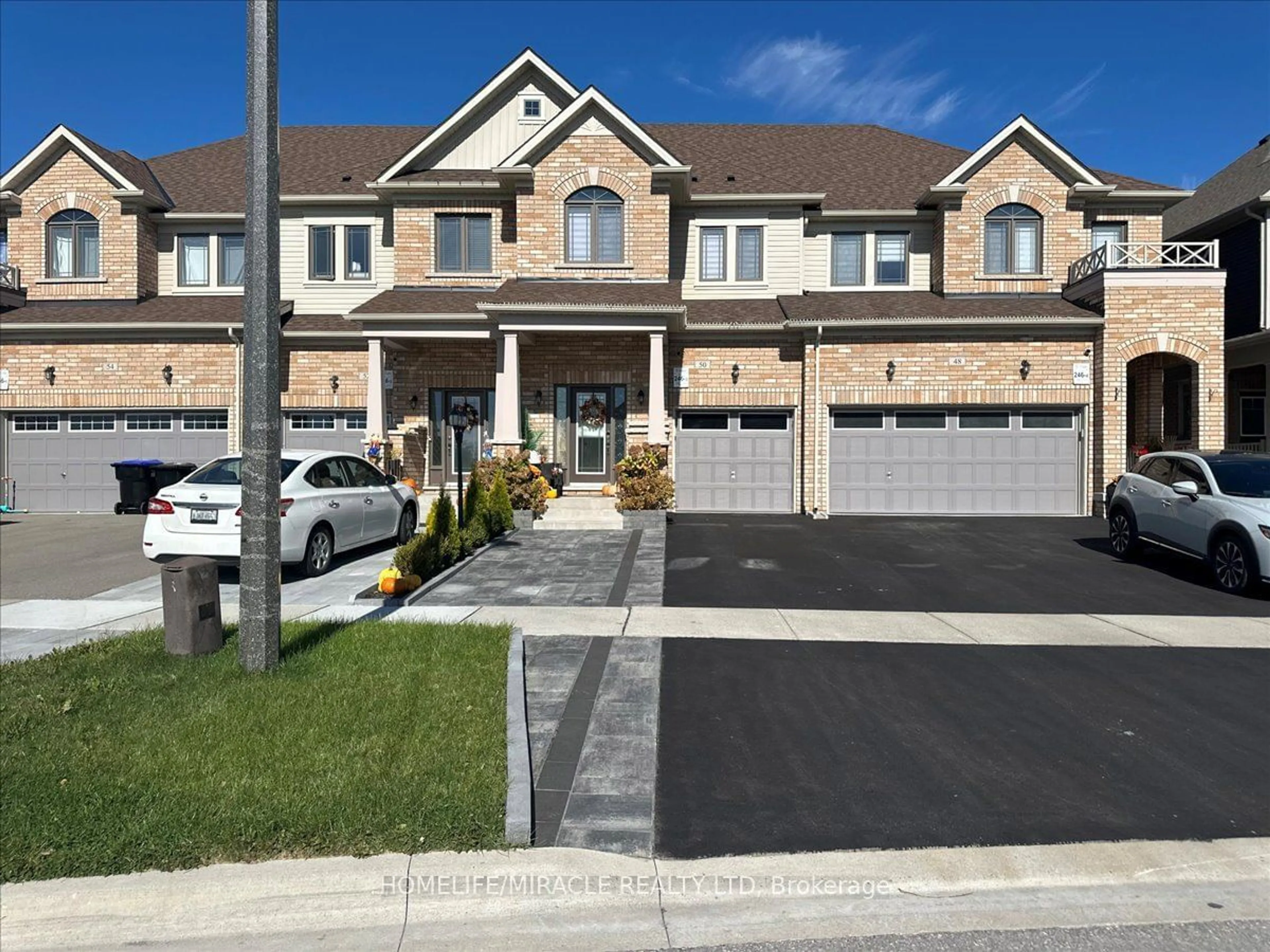 Frontside or backside of a home, the street view for 50 Arnold Cres, New Tecumseth Ontario L9R 0T6