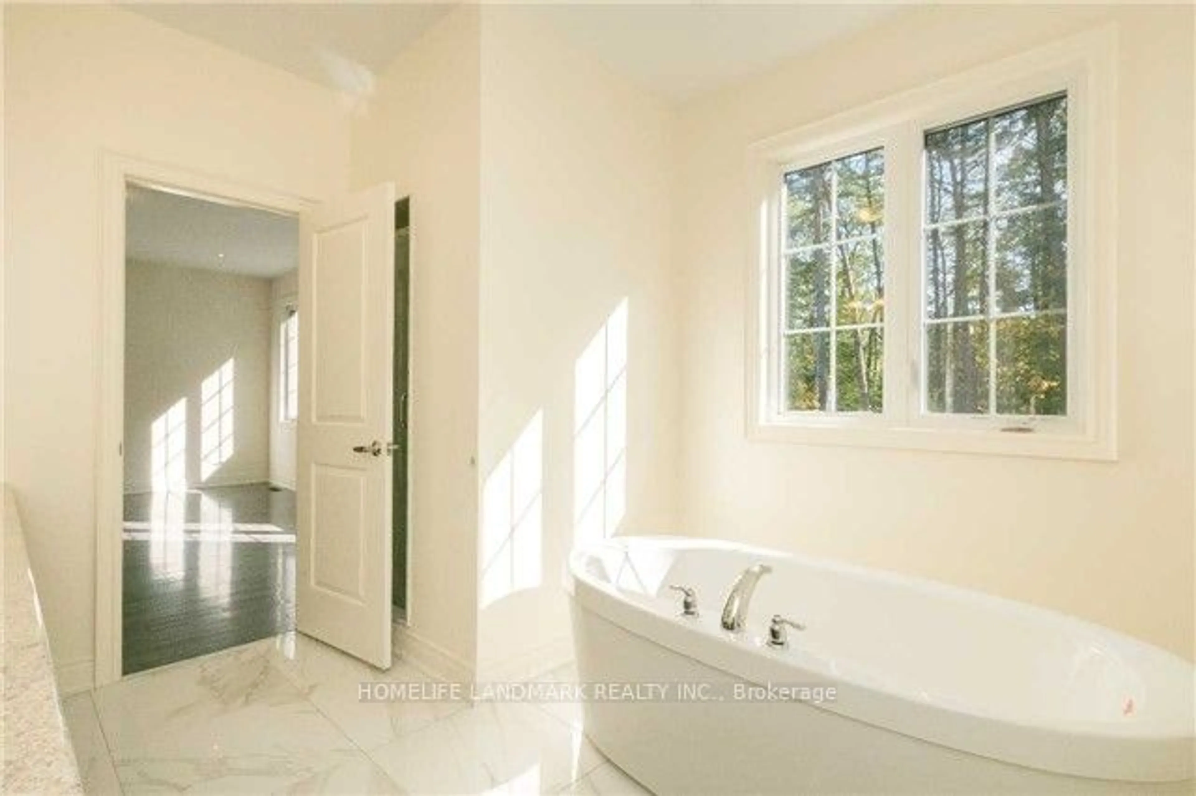 Contemporary bathroom, ceramic floors for 17 Fitzmaurice Dr, Vaughan Ontario L6A 4X7