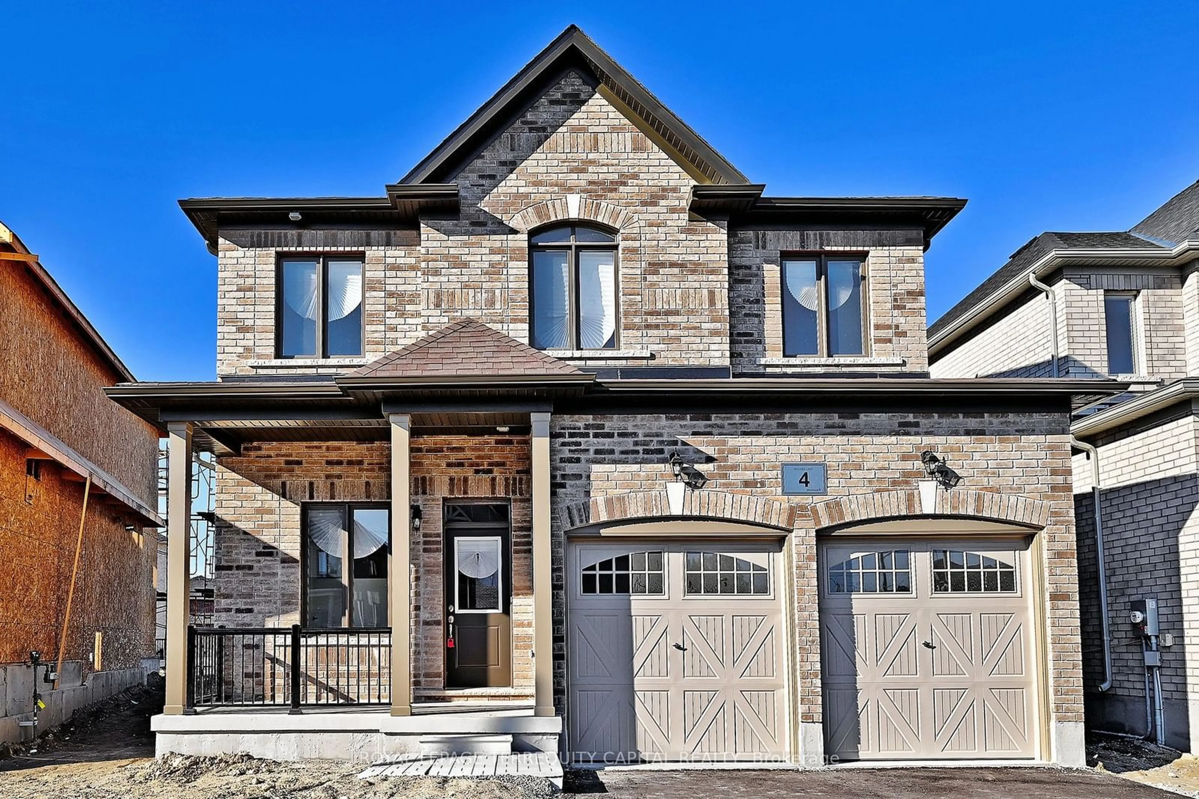 Home with brick exterior material for 4 Hilliard Lane, Essa Ontario L3W 0L7