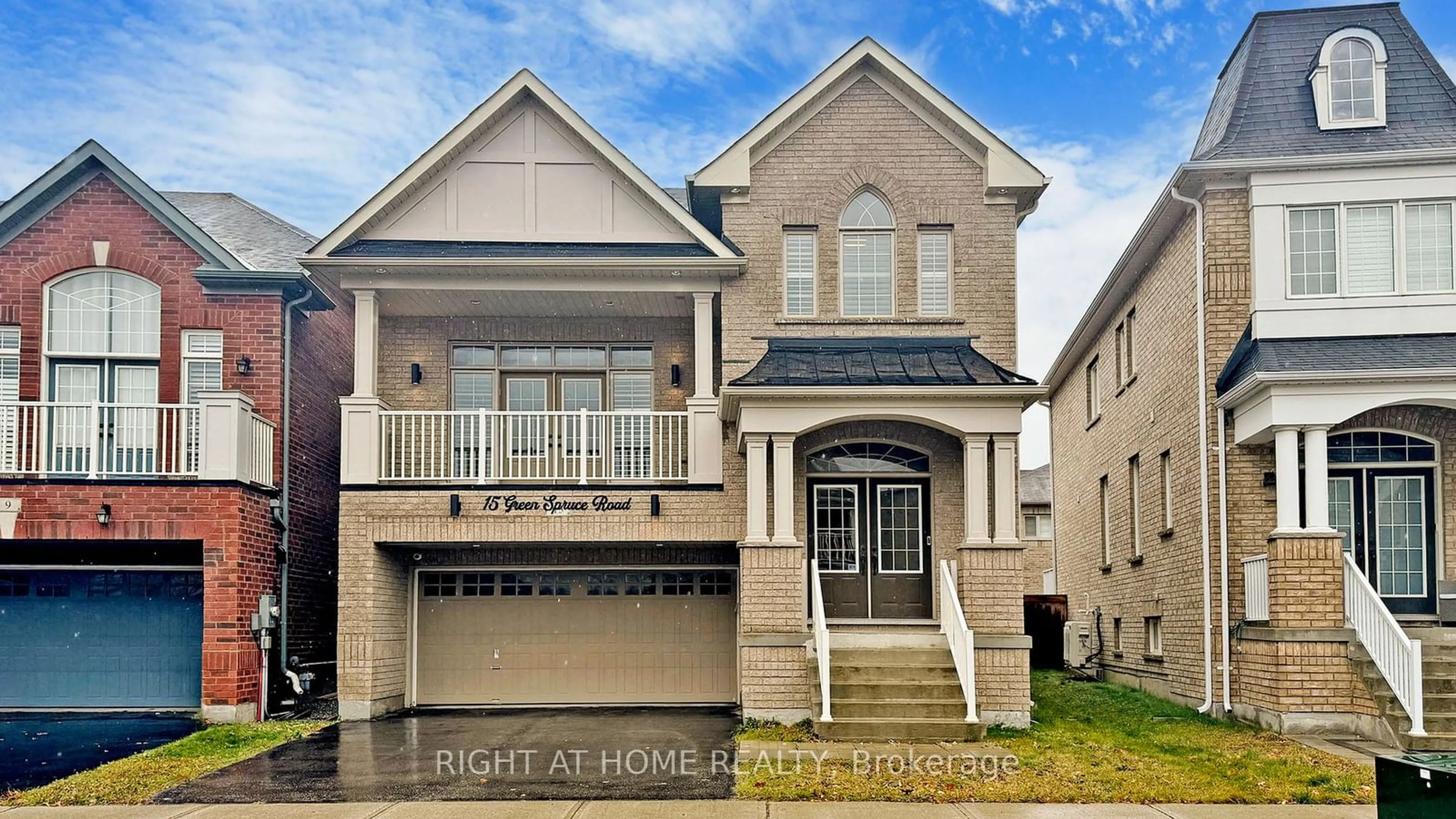 A pic from exterior of the house or condo, the street view for 15 Green Spruce Rd, Whitchurch-Stouffville Ontario L4A 0B3