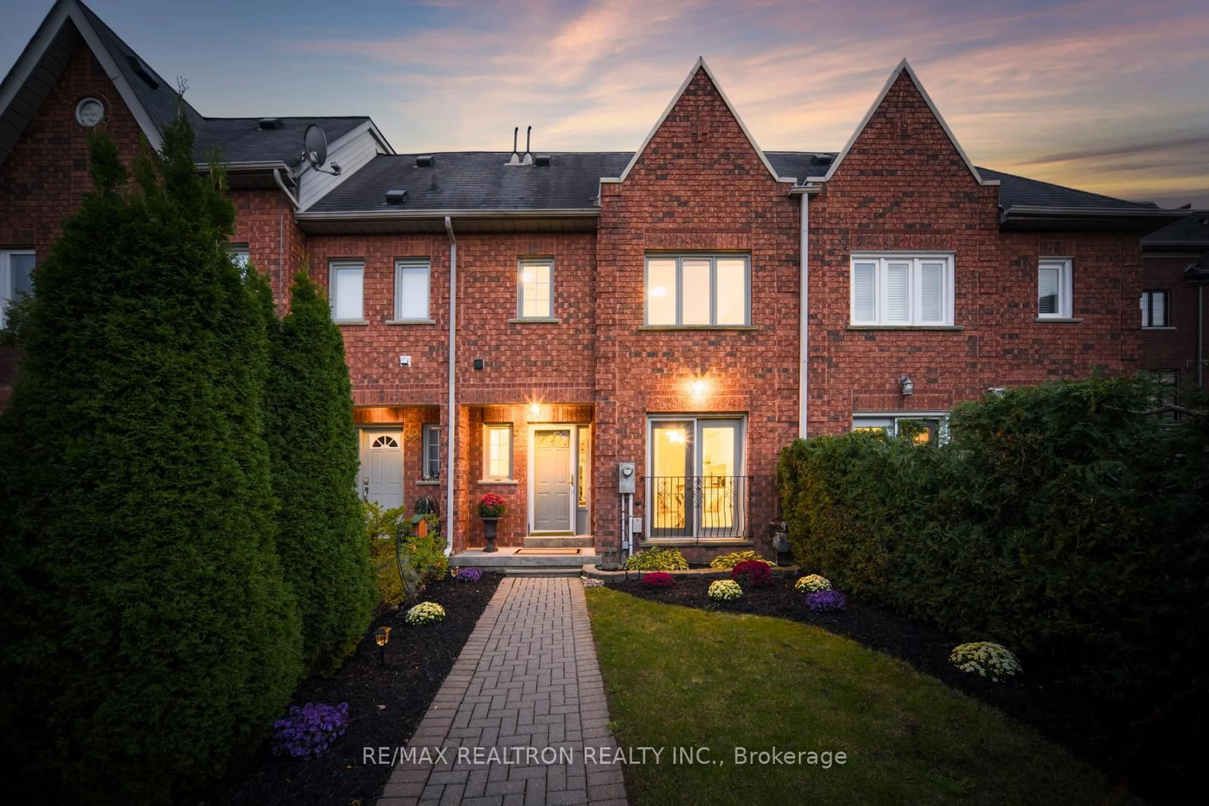 Home with brick exterior material for 91 Lichfield Rd, Markham Ontario L3R 0W9