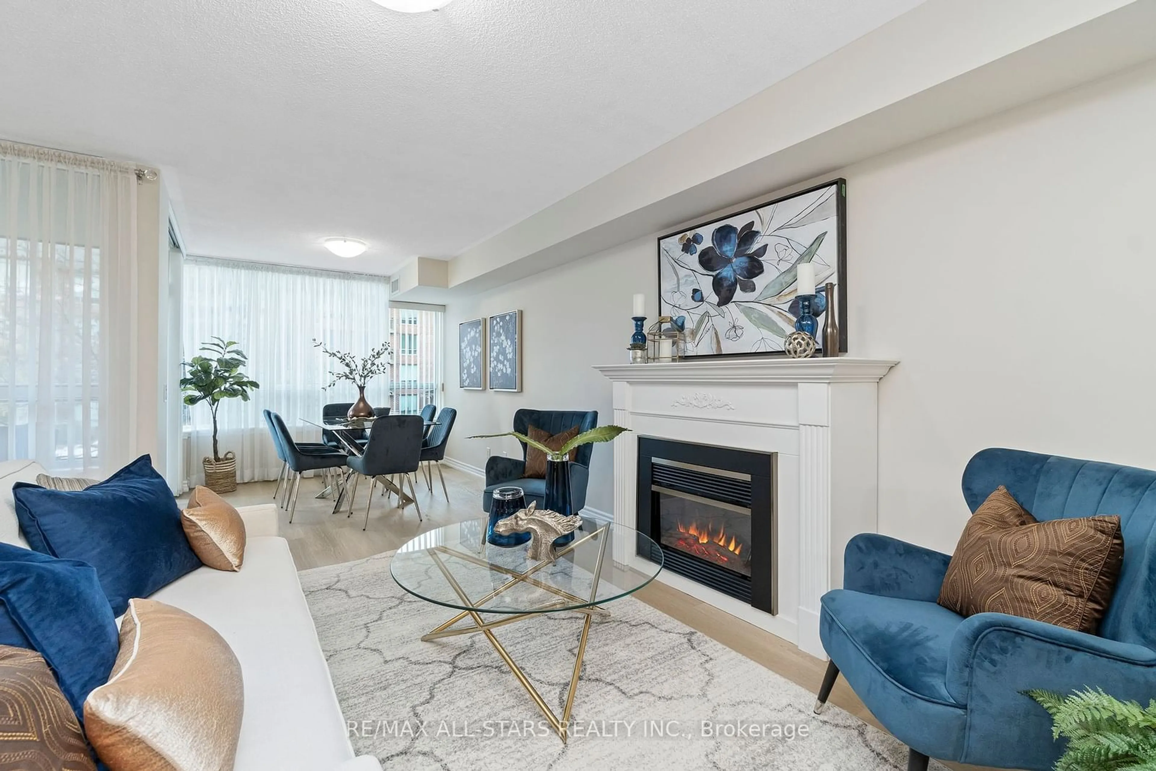 Living room, carpet floors for 85 The Boardwalk Way #214, Markham Ontario L6E 1B9