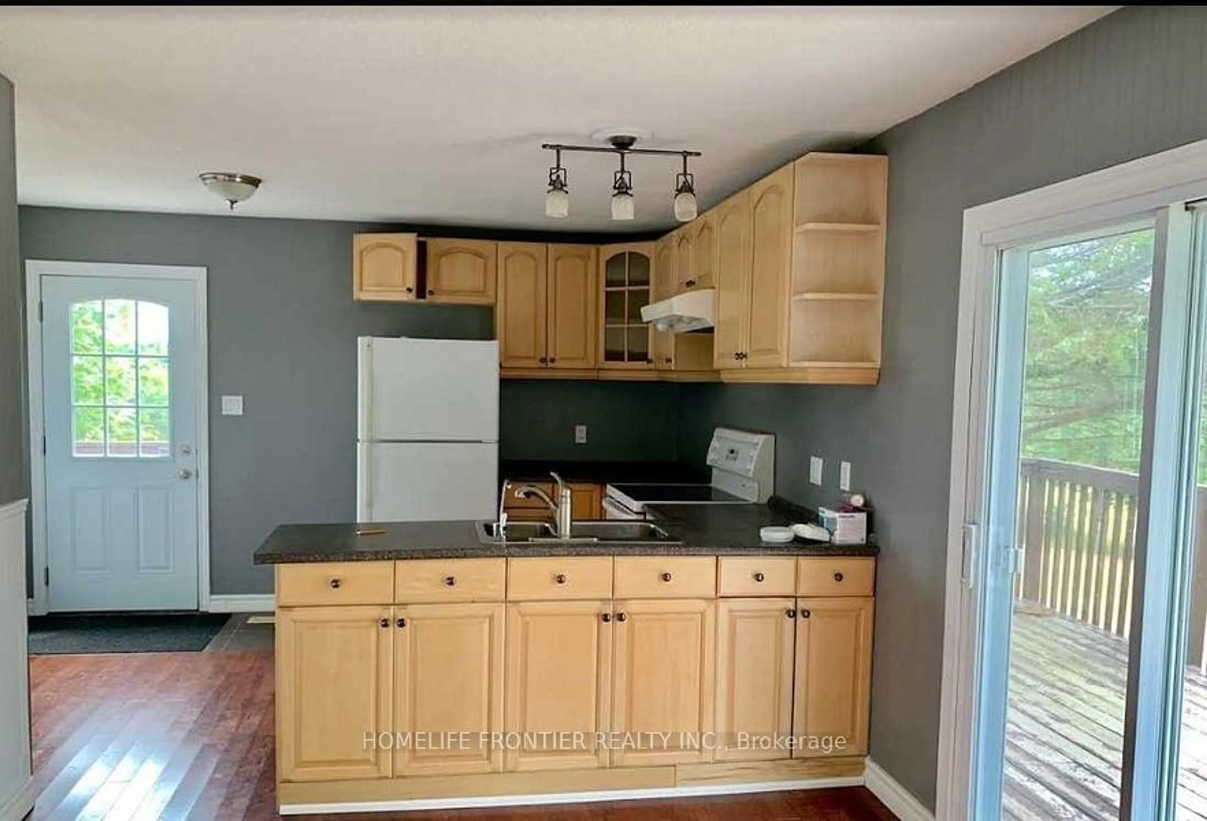 Standard kitchen, wood floors, cottage for 351 Regional Hwy 47, Uxbridge Ontario L0C 1A0