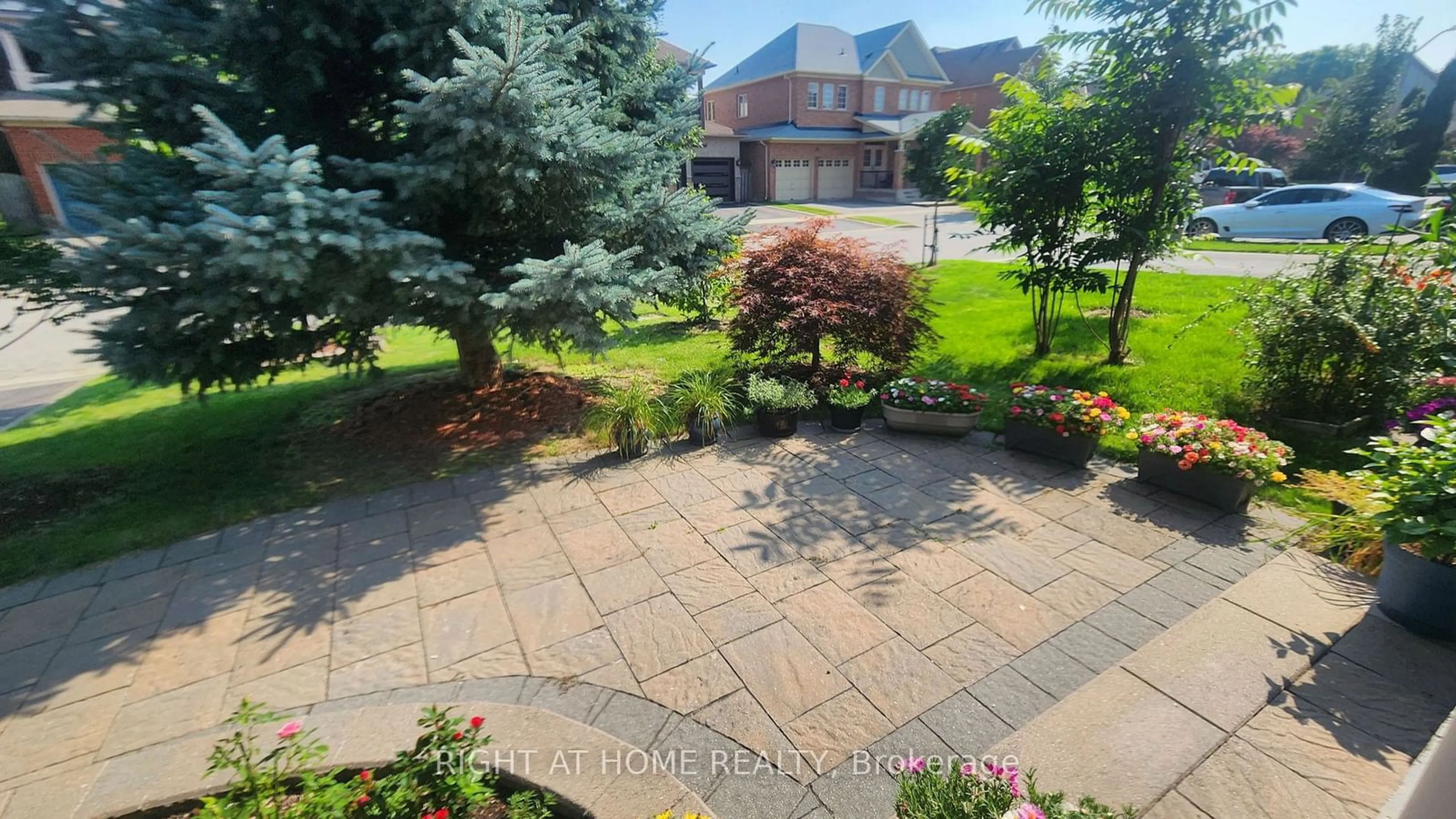 Patio, the fenced backyard for 8 Cider Cres, Richmond Hill Ontario L4E 4E9