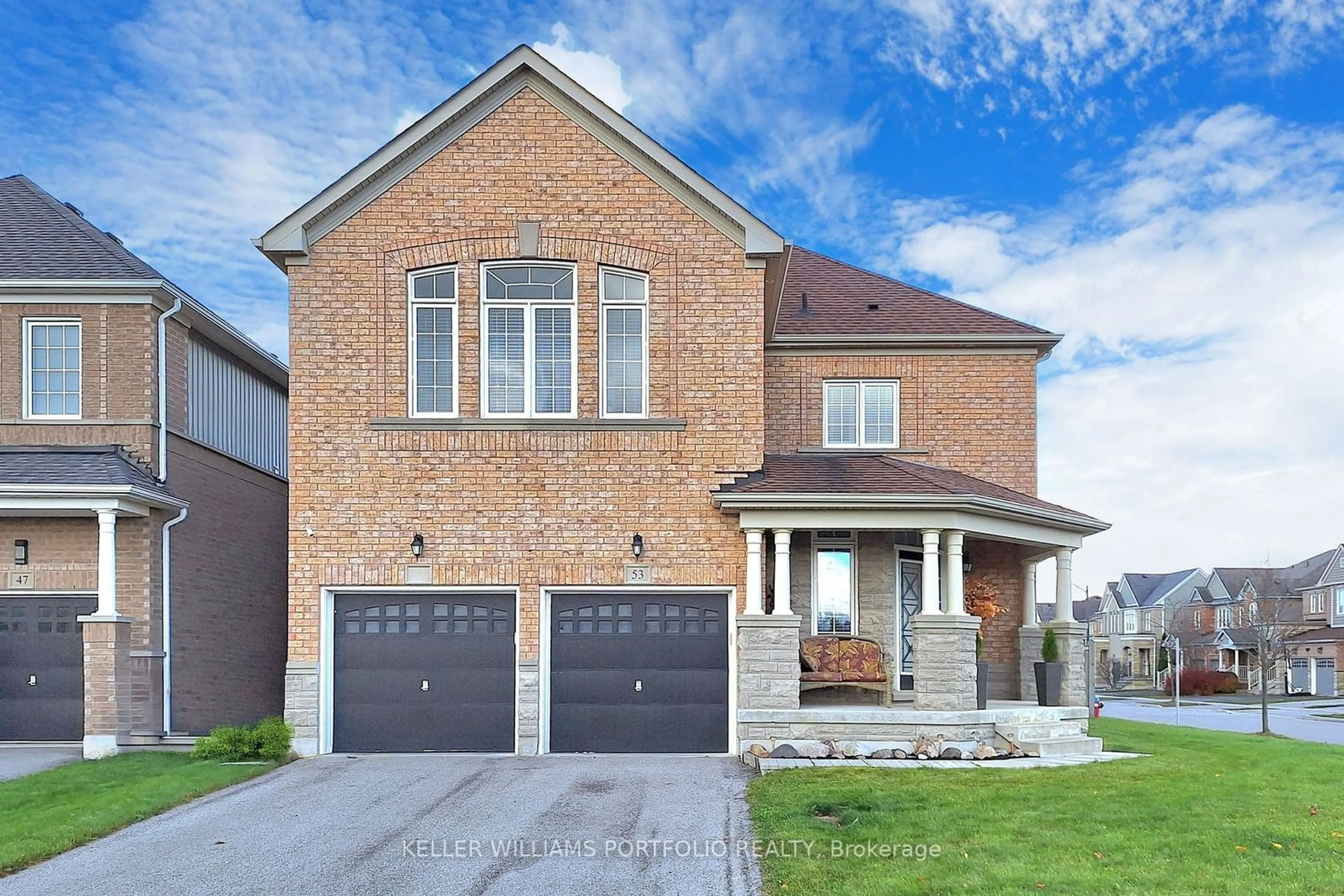 Home with brick exterior material for 53 Wandering Glider Tr, Bradford West Gwillimbury Ontario L3Z 2A5