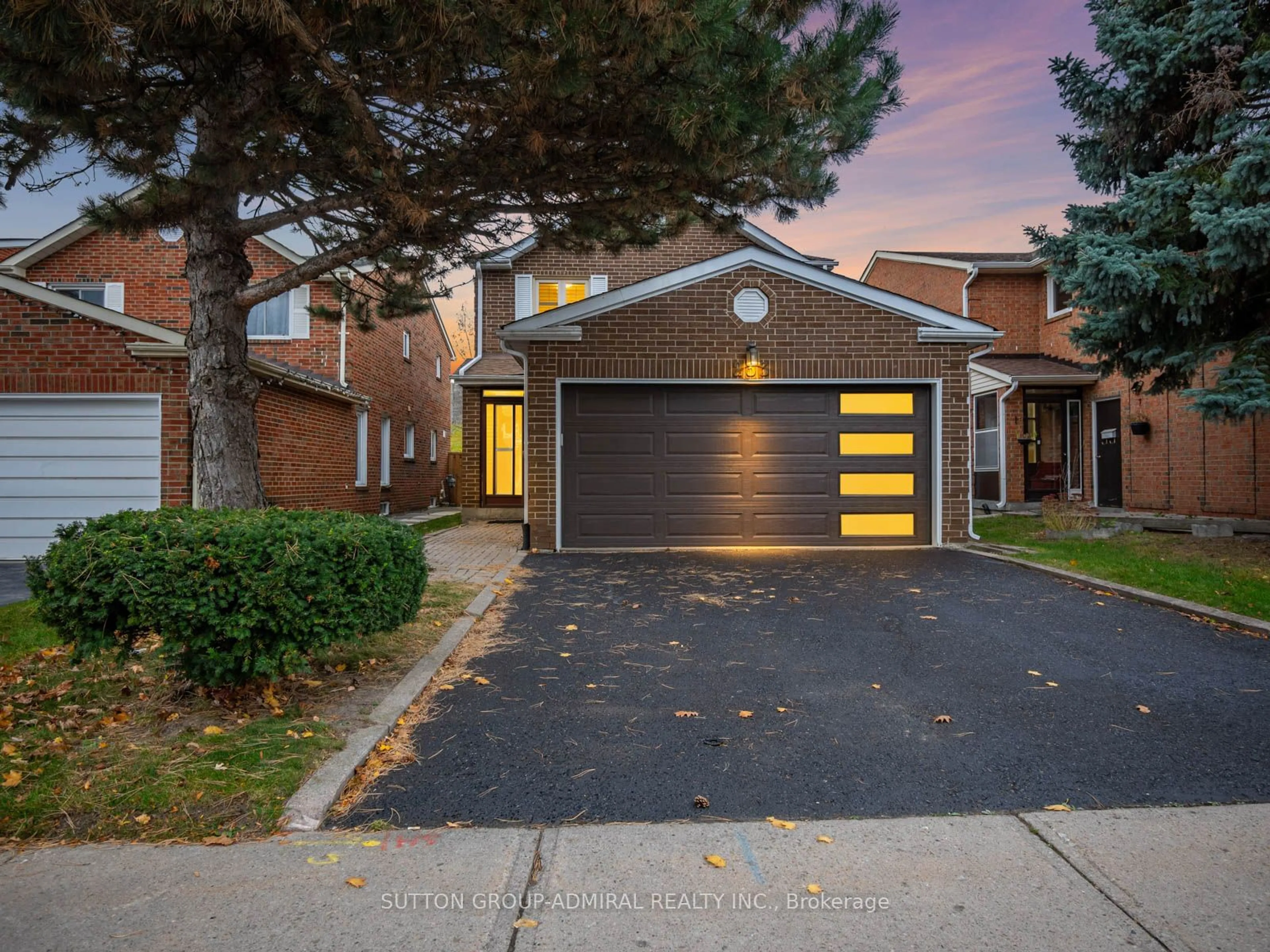 Home with brick exterior material for 233 Mullen Dr, Vaughan Ontario L4J 2V8