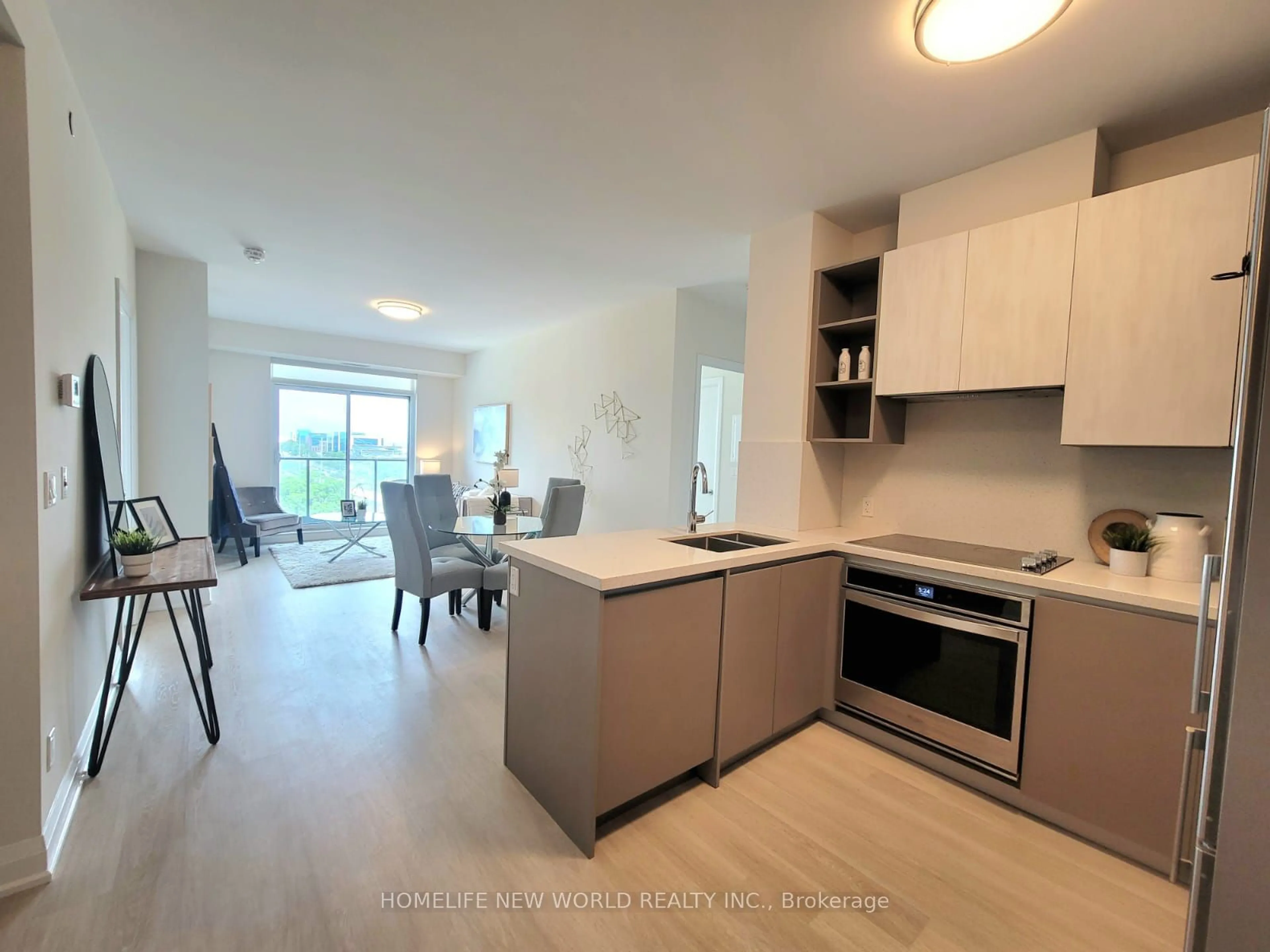 Open concept kitchen for 398 Highway 7 #603, Richmond Hill Ontario L4B 0G6