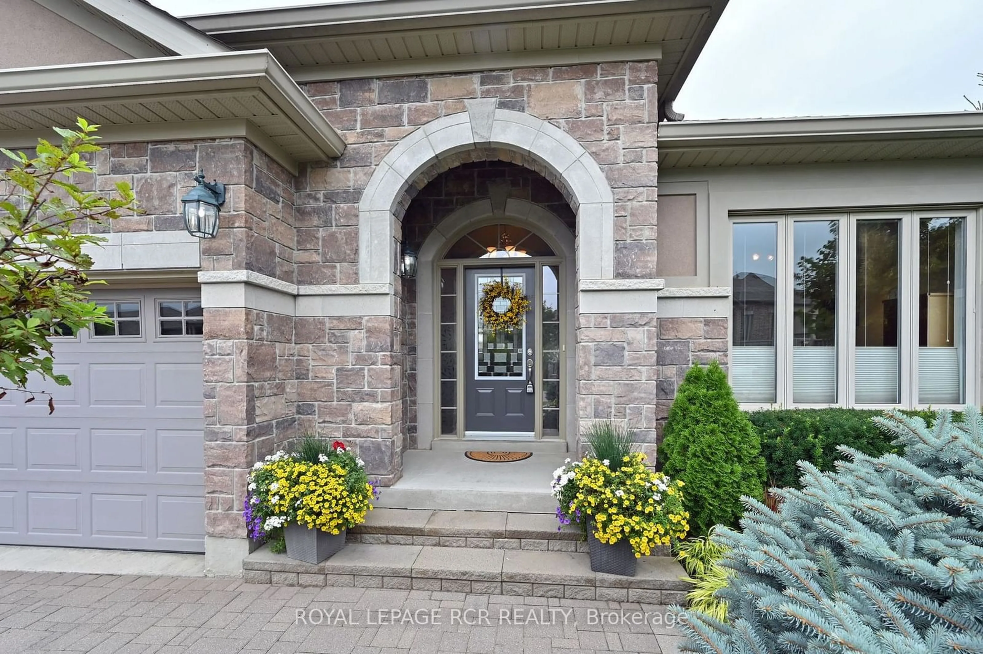 Home with brick exterior material, street for 50 Hillcrest Dr, New Tecumseth Ontario L9R 0N4