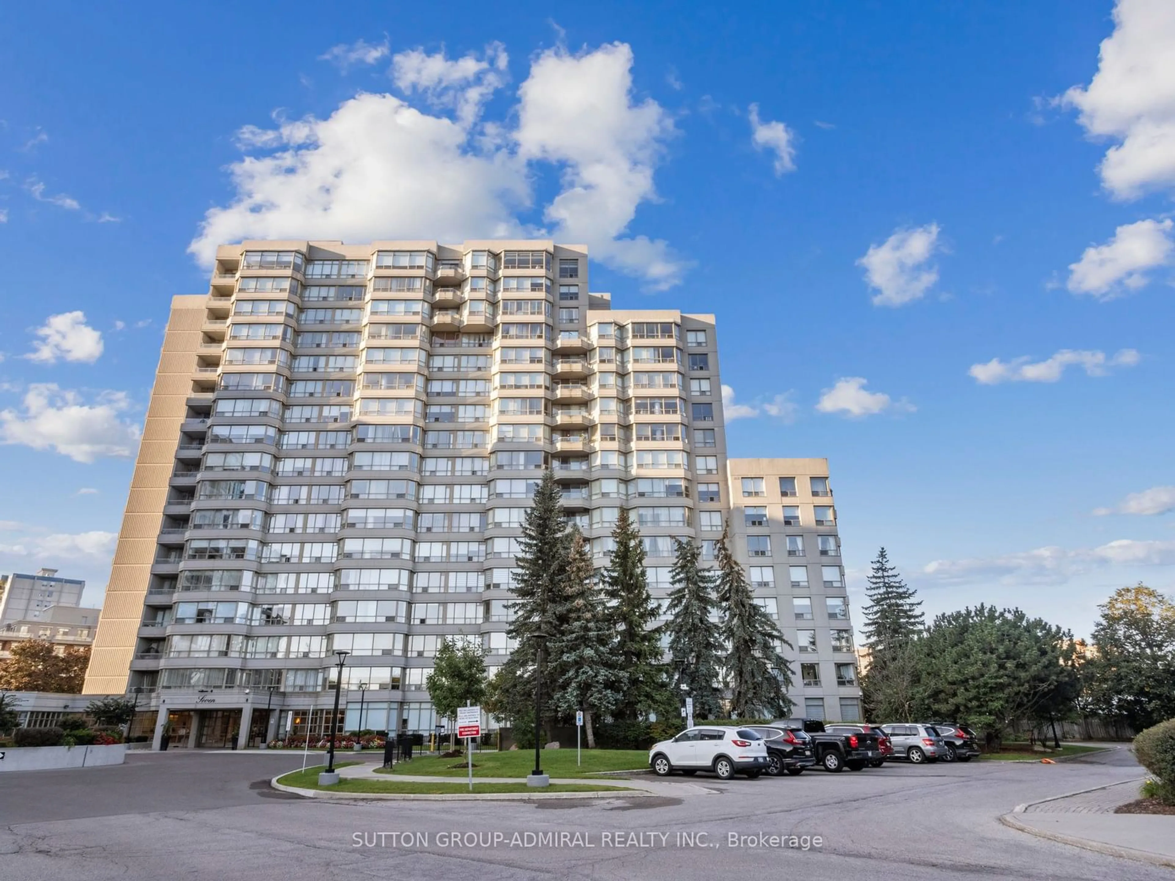 A pic from exterior of the house or condo, the front or back of building for 7 Townsgate Dr #604, Vaughan Ontario L4J 7Z9