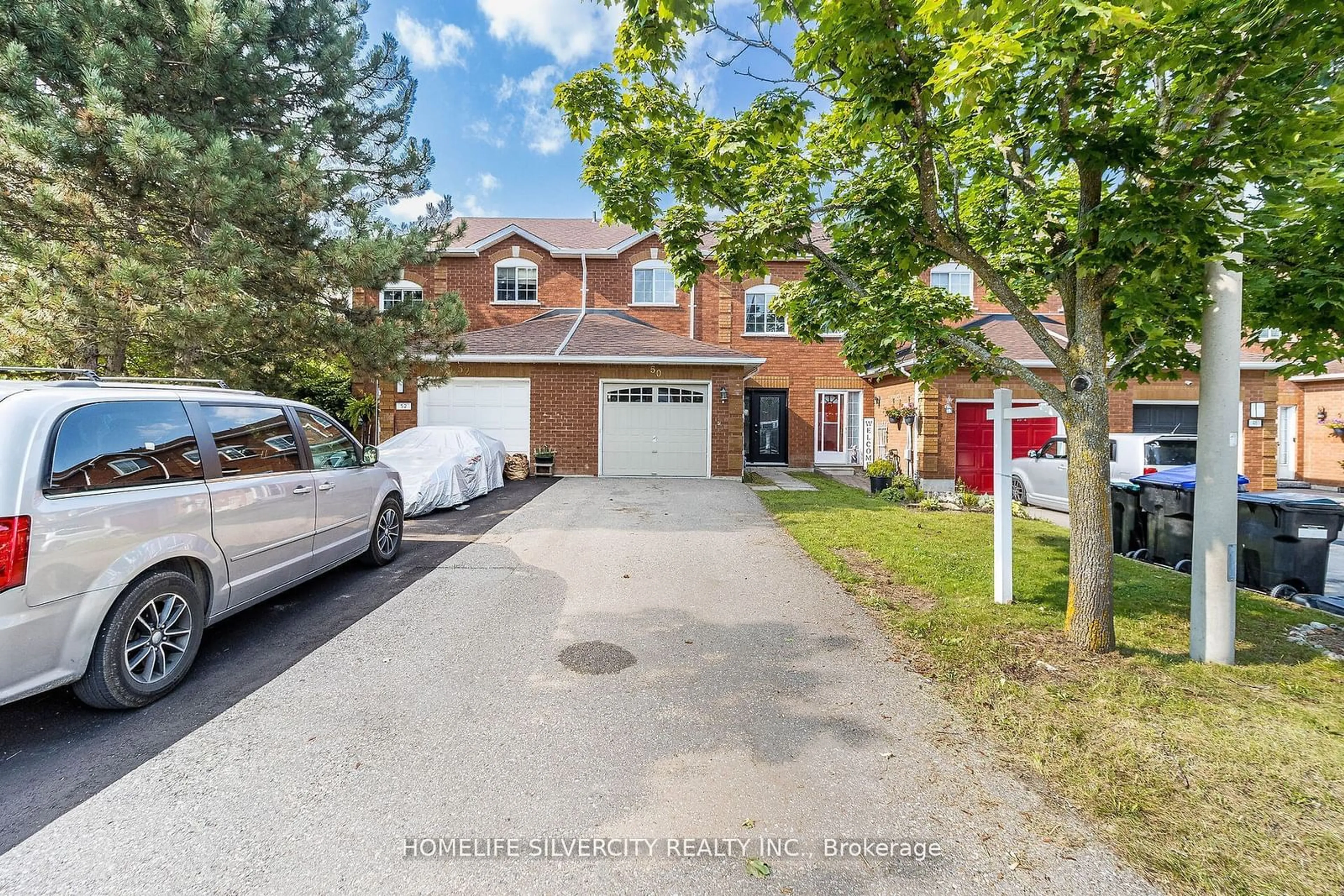 A pic from exterior of the house or condo, the street view for 50 O'leary Crt, New Tecumseth Ontario L0G 1W0