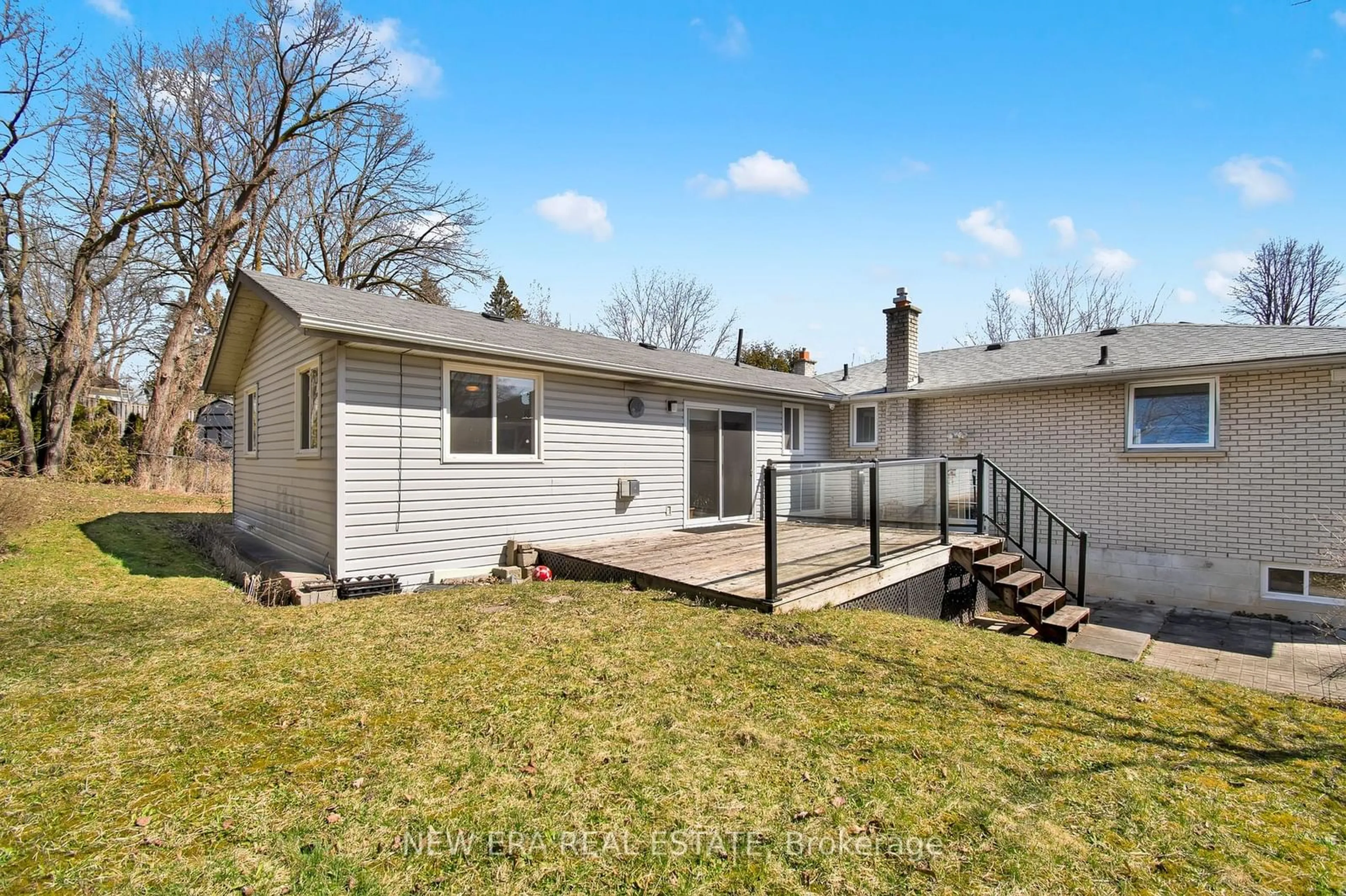 Frontside or backside of a home, the fenced backyard for 143 Luxury Ave, Bradford West Gwillimbury Ontario L3Z 1T5