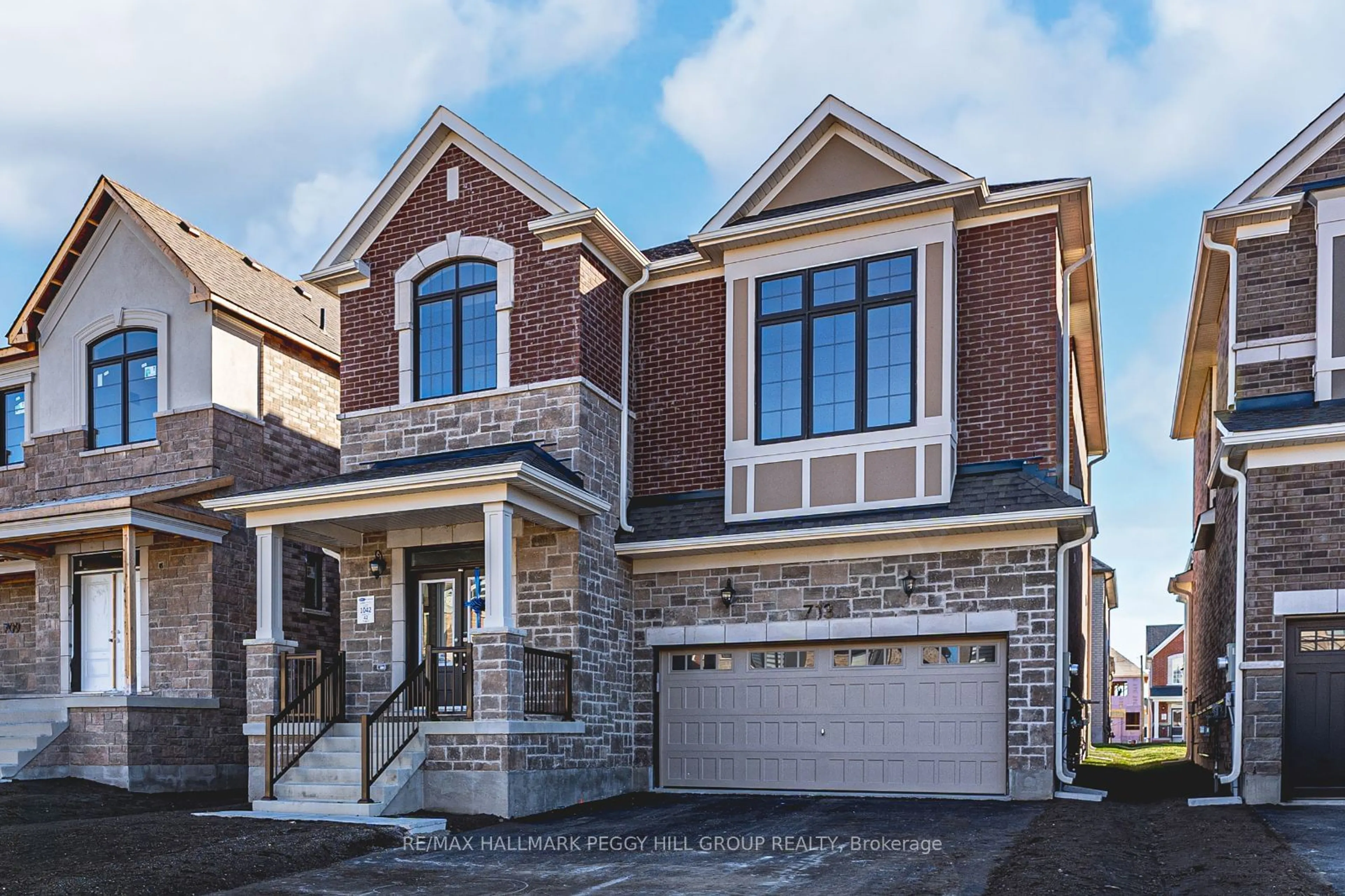 Home with brick exterior material for 713 Mika St, Innisfil Ontario L9S 0R8