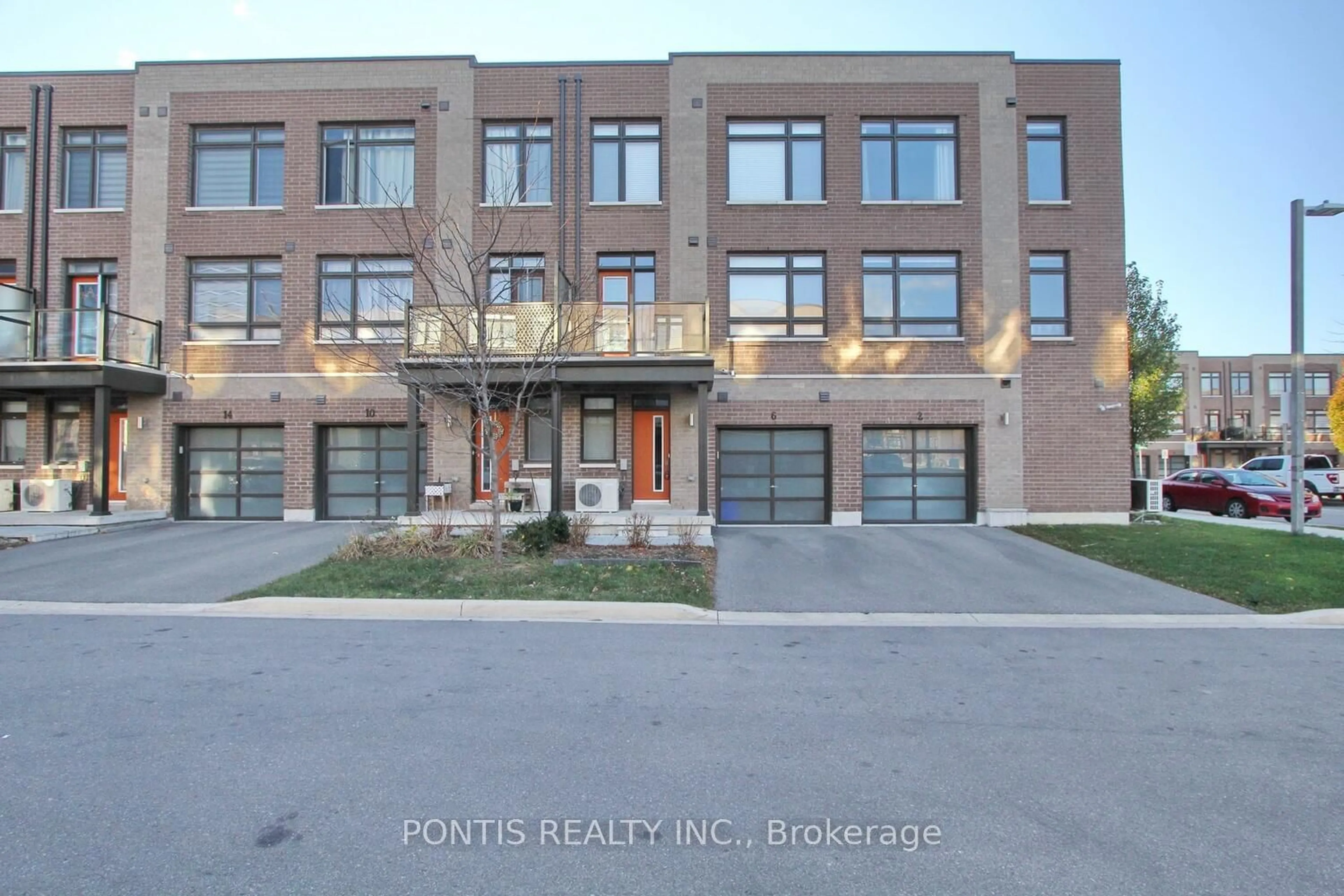 A pic from exterior of the house or condo, the front or back of building for 6 Lochlin St, Vaughan Ontario L4L 9S1