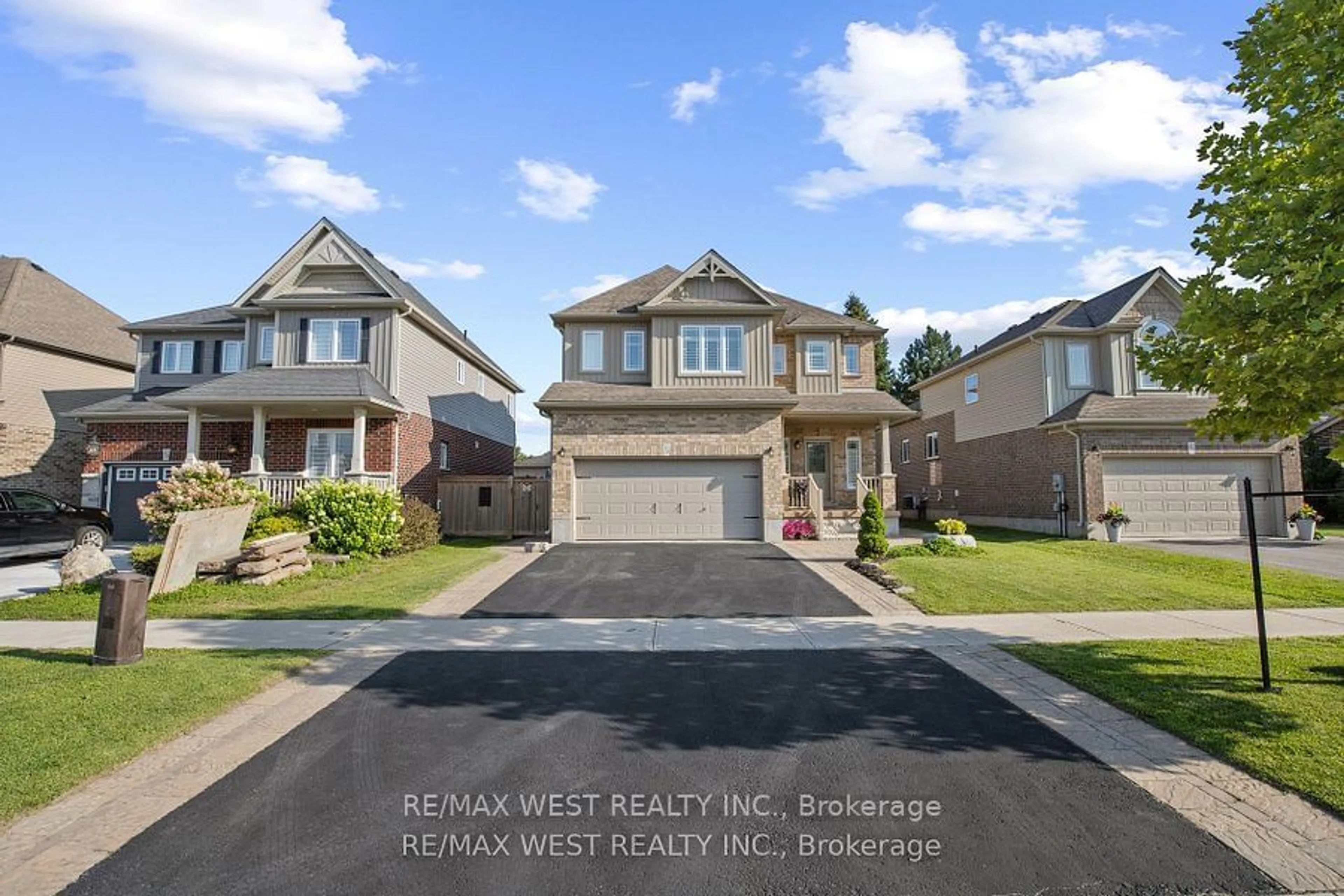 Frontside or backside of a home, the street view for 47 Burt Ave, New Tecumseth Ontario L9R 0G8