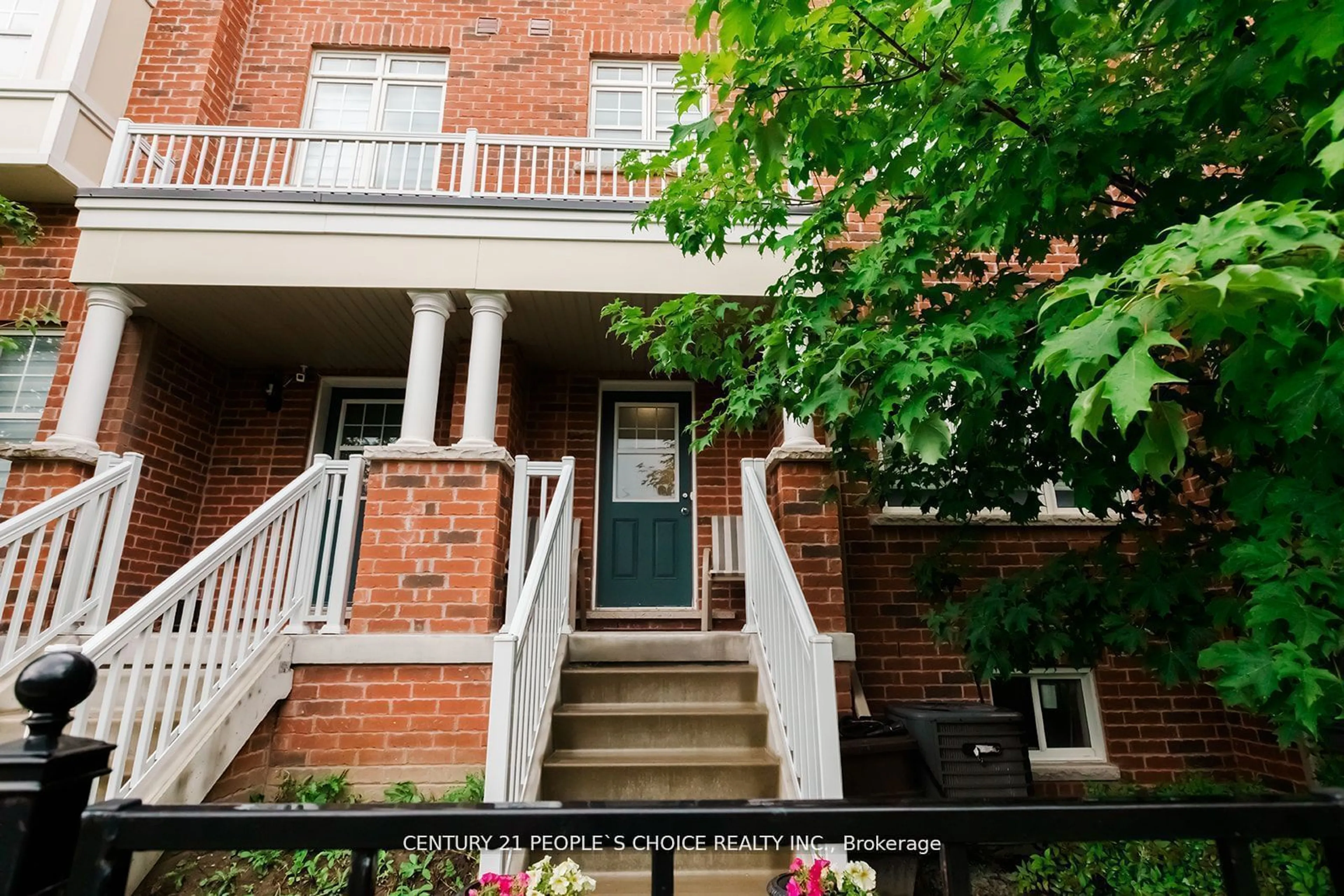 A pic from exterior of the house or condo, the front or back of building for 102 Roy Grove Way, Markham Ontario L6E 0T7