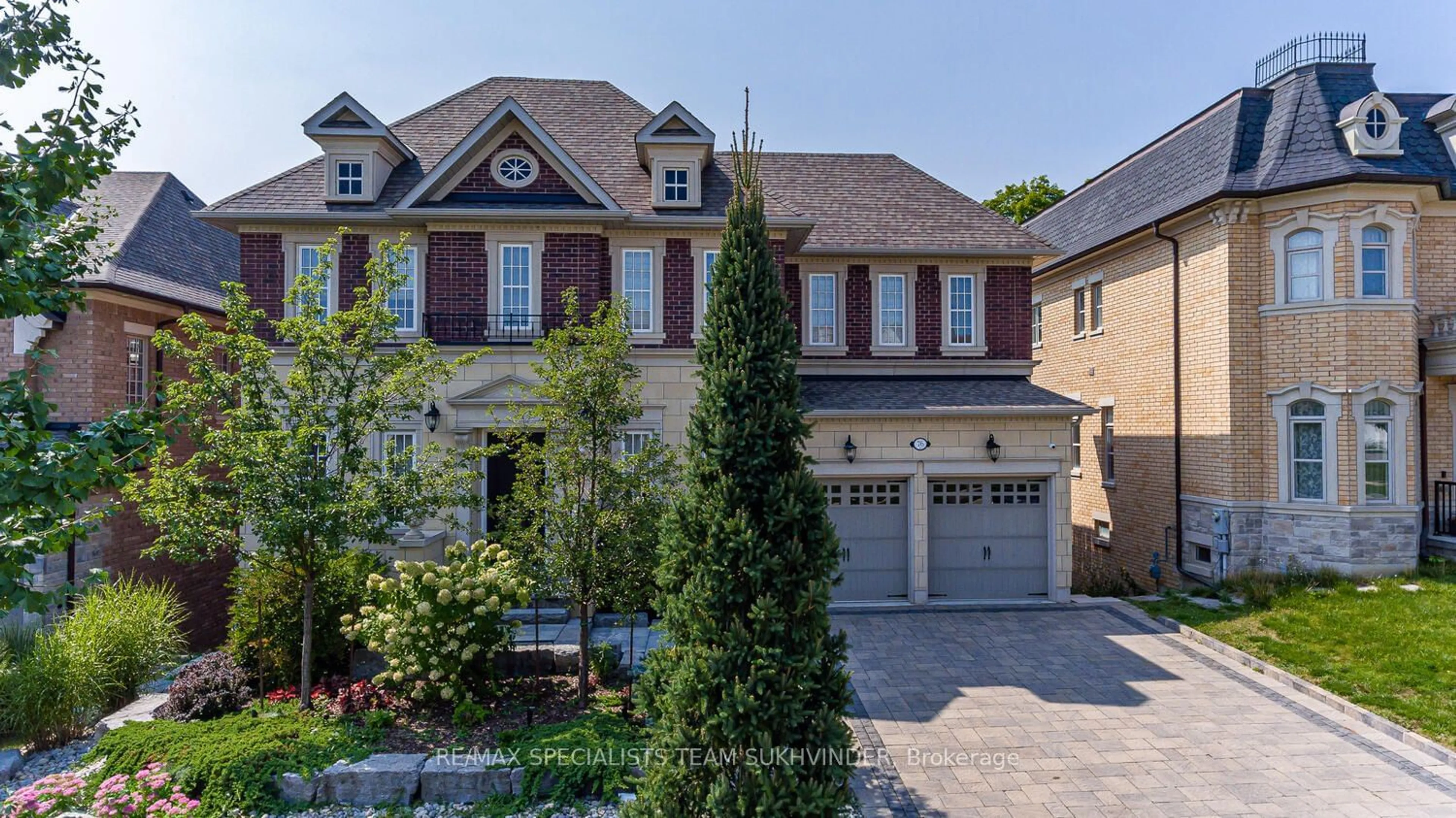 A pic from exterior of the house or condo, the street view for 76 Annsleywood Crt, Vaughan Ontario L4H 4G6