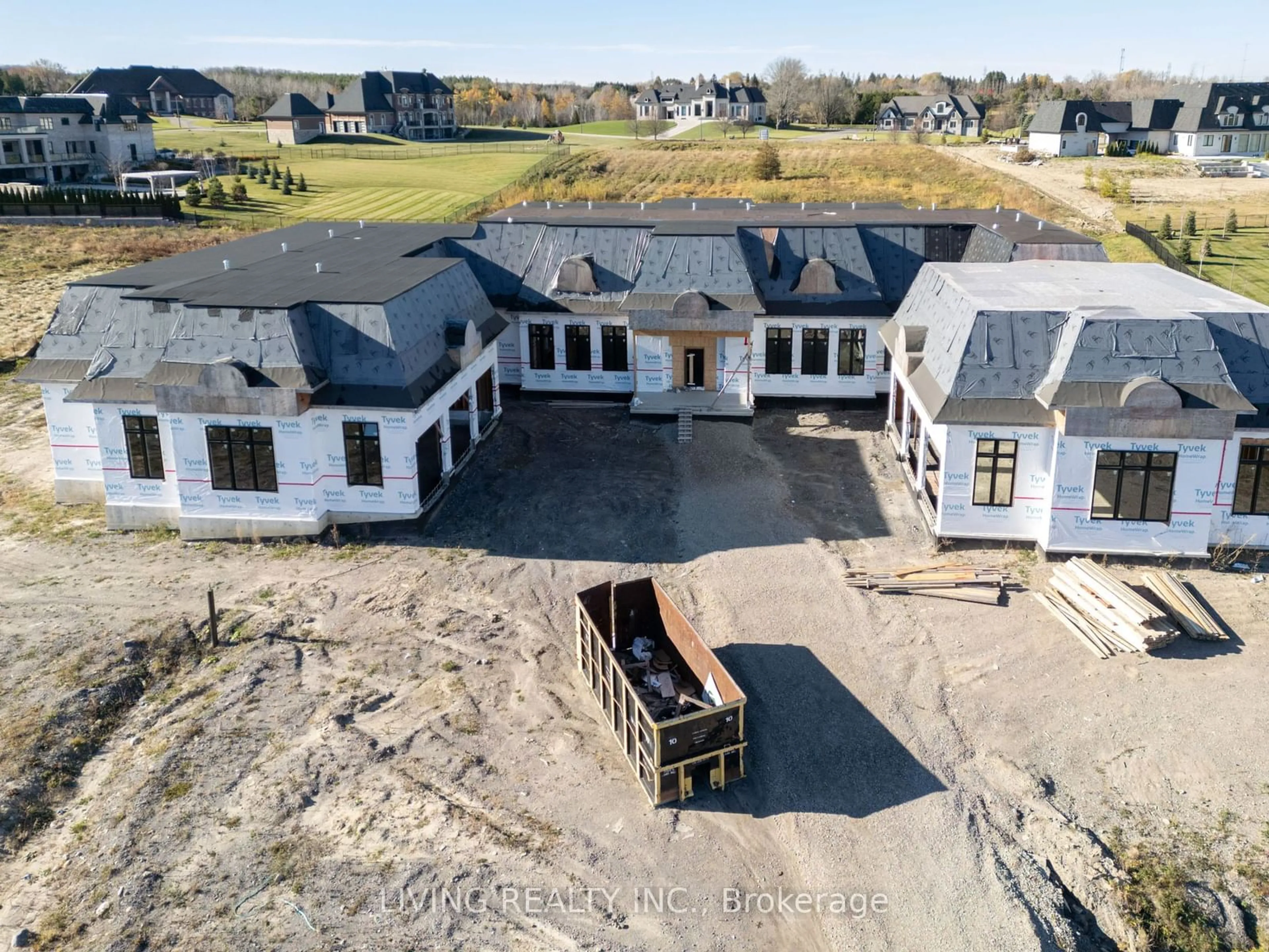 Frontside or backside of a home, the front or back of building for 30 Orlin Chappel Crt, King Ontario L7B 1A3