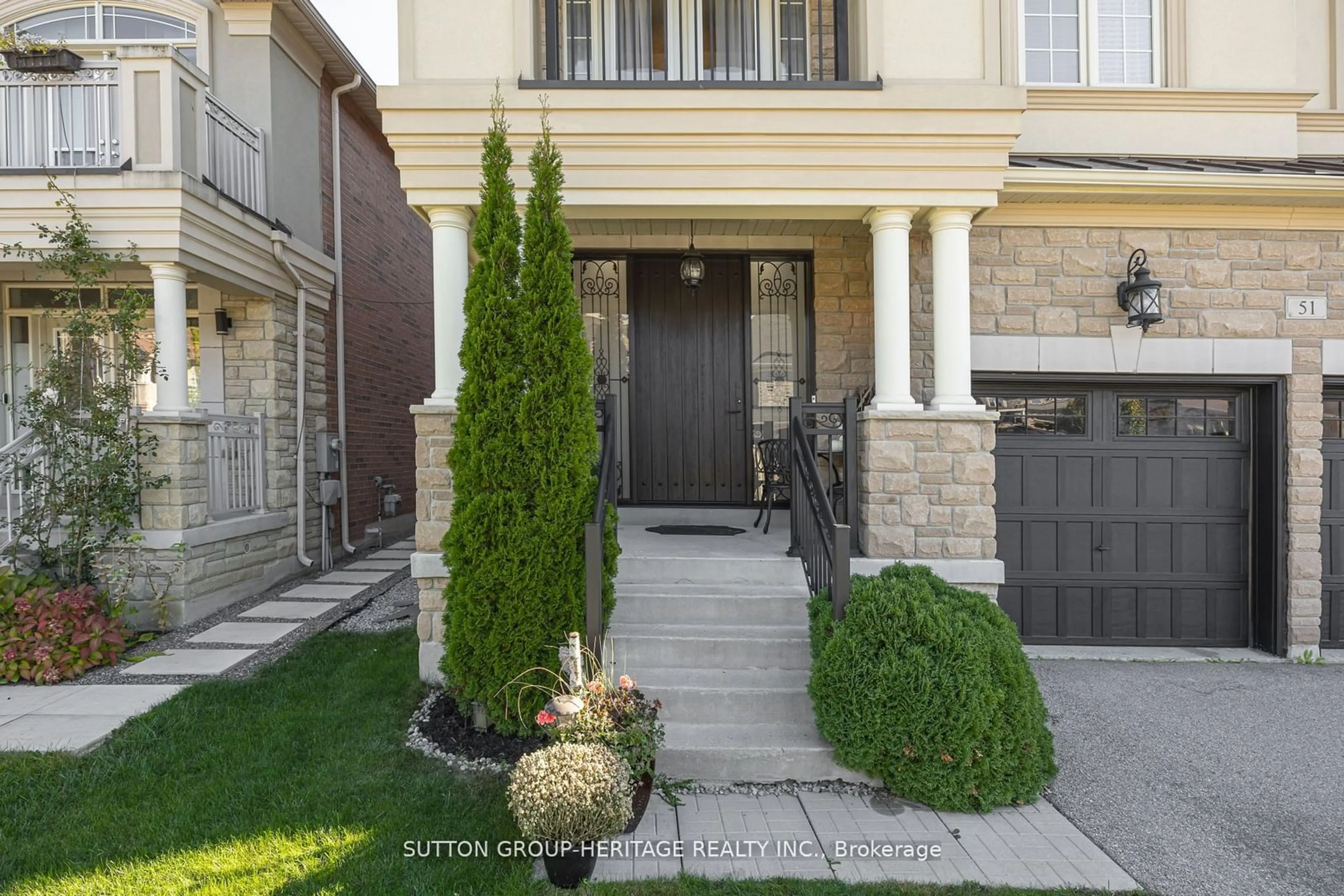 A pic from exterior of the house or condo, cottage for 51 Antorisa Ave, Vaughan Ontario L4H 3S3