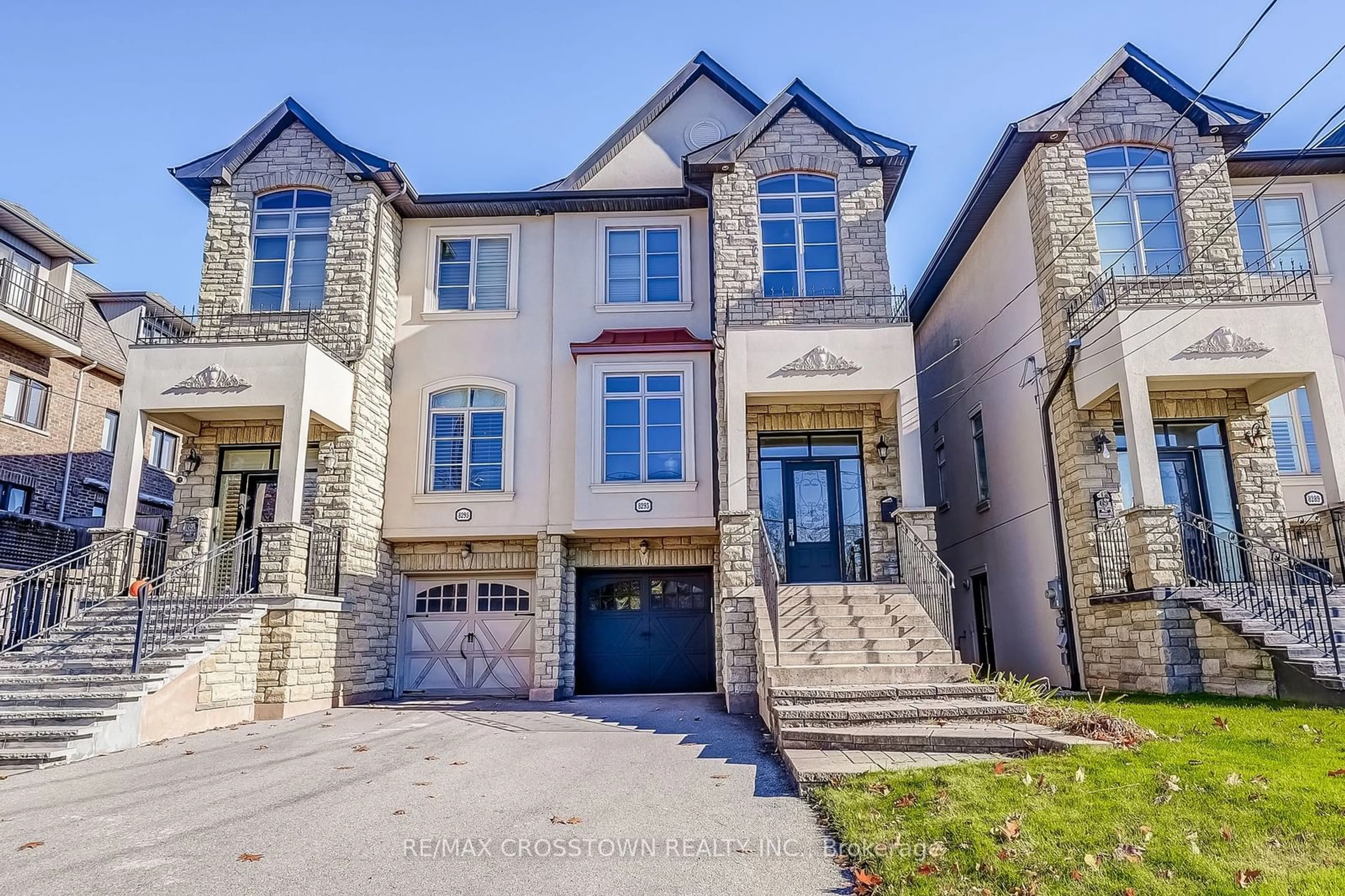 A pic from exterior of the house or condo, the street view for 8293 KIPLING Ave, Vaughan Ontario L4L 2A7