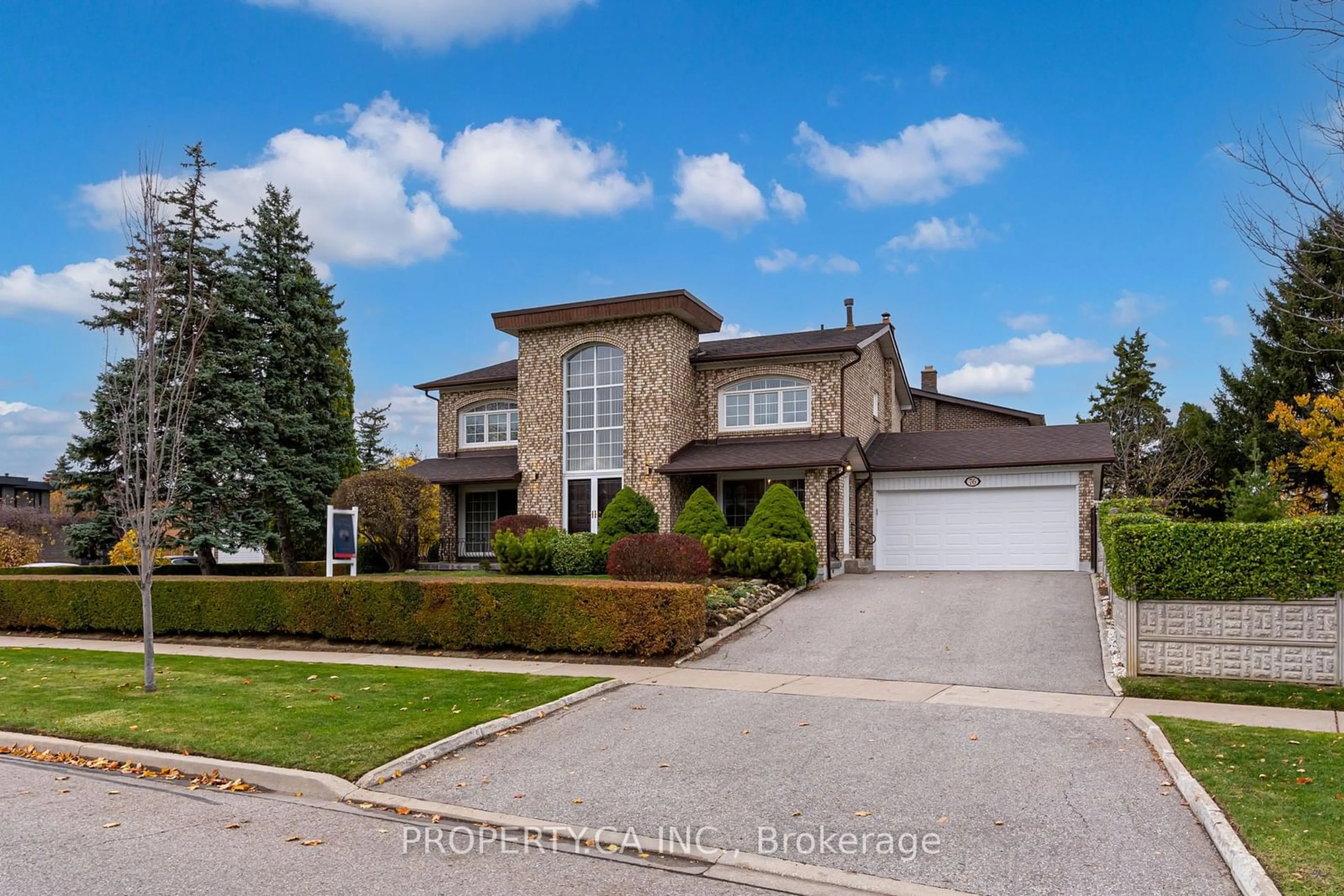 Frontside or backside of a home, the street view for 76 Wigwoss Dr, Vaughan Ontario L4L 2R1