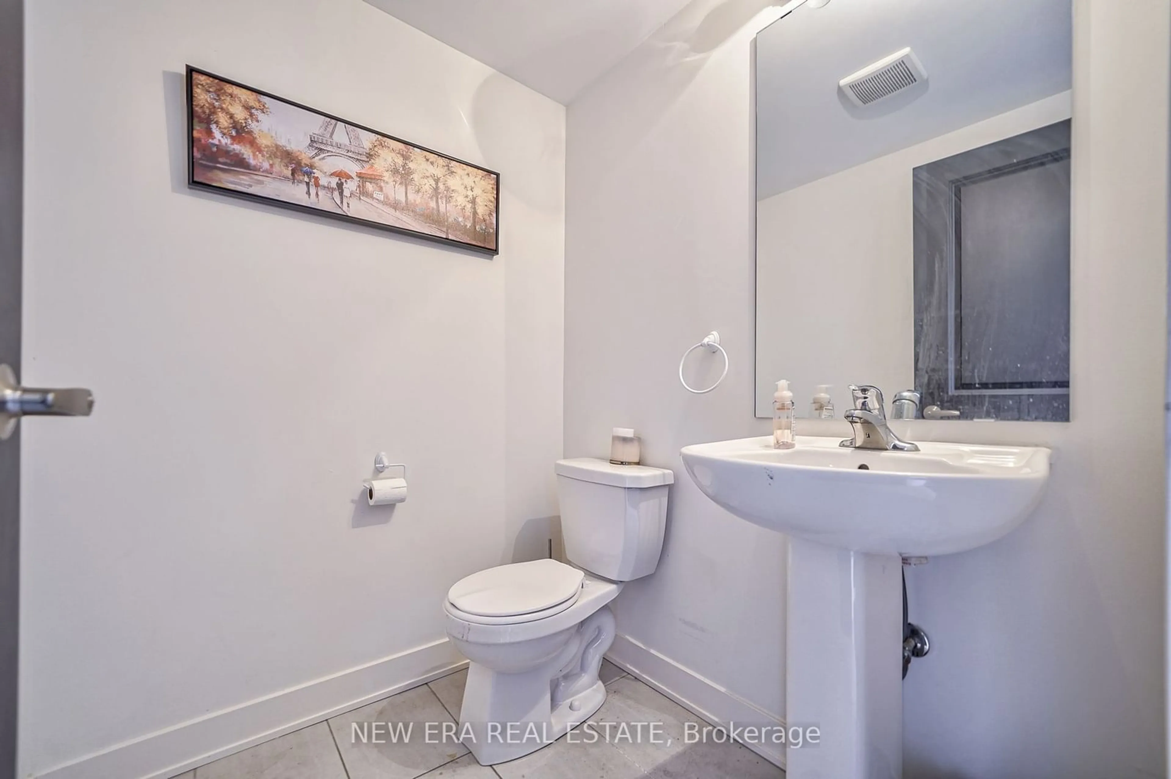 Standard bathroom for 179 Carpaccio Ave, Vaughan Ontario L4H 2R6