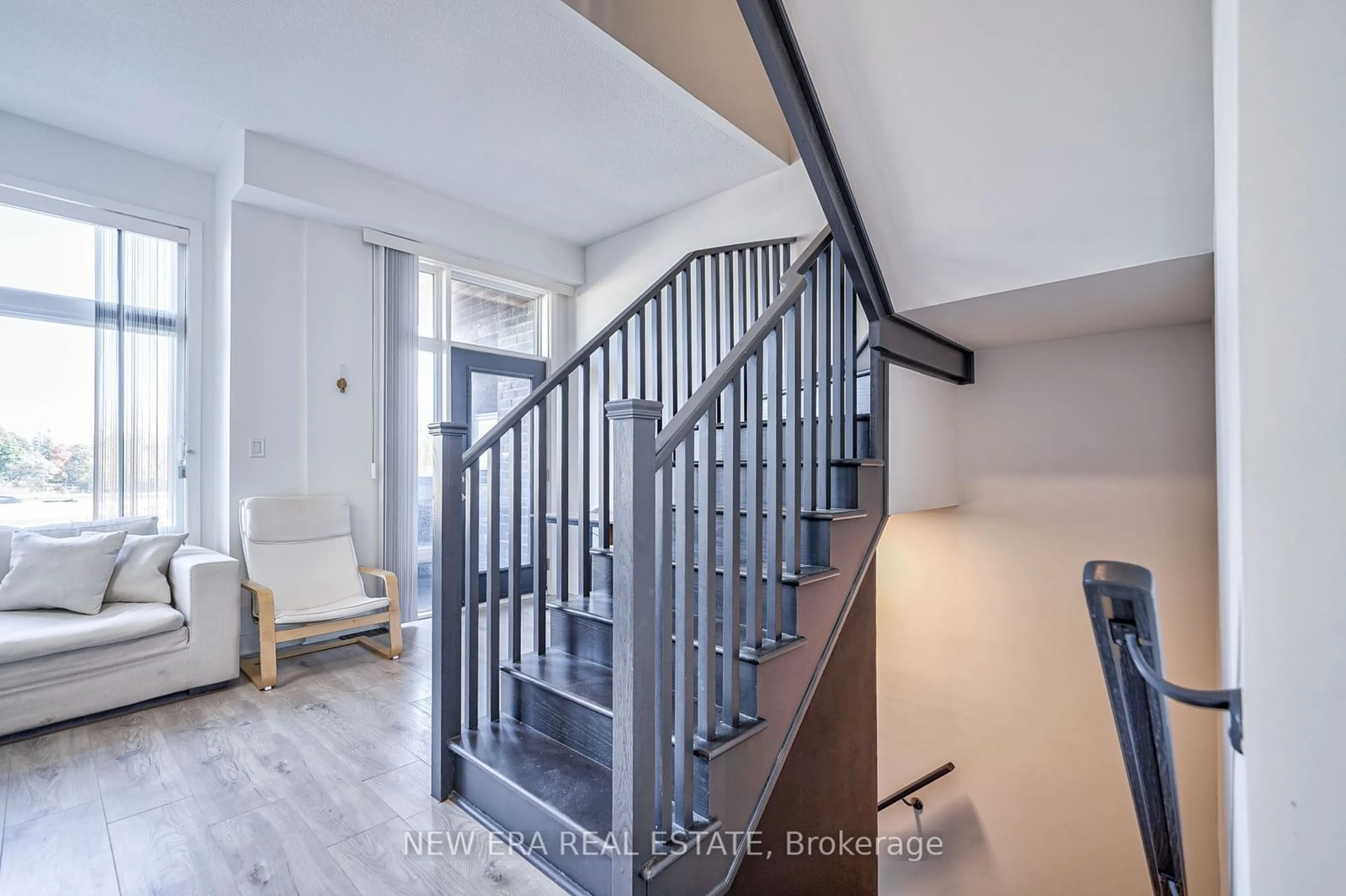 Stairs for 179 Carpaccio Ave, Vaughan Ontario L4H 2R6