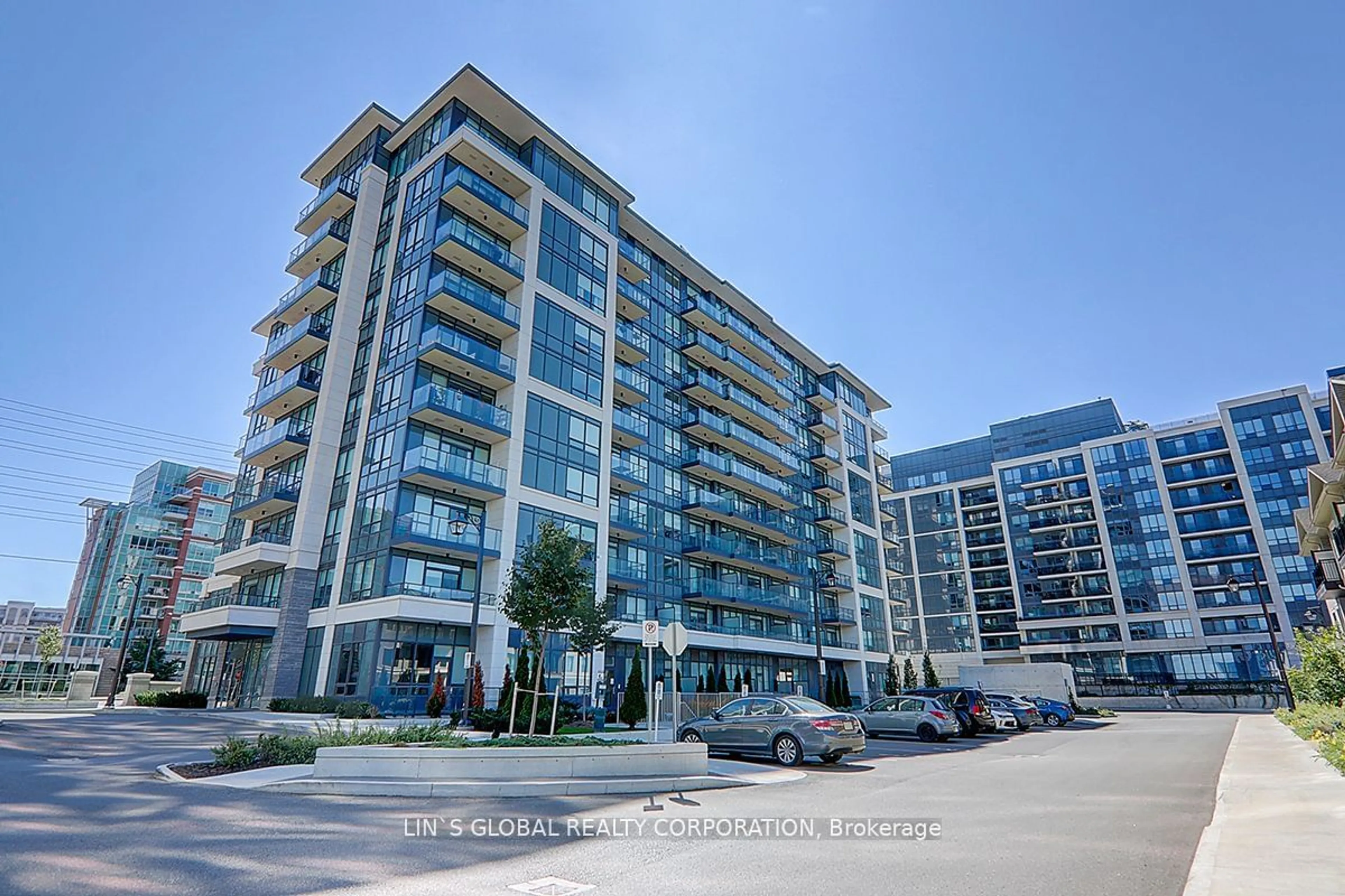 A pic from exterior of the house or condo, the street view for 396 Highway 7 Rd #816, Richmond Hill Ontario L4B 0G7