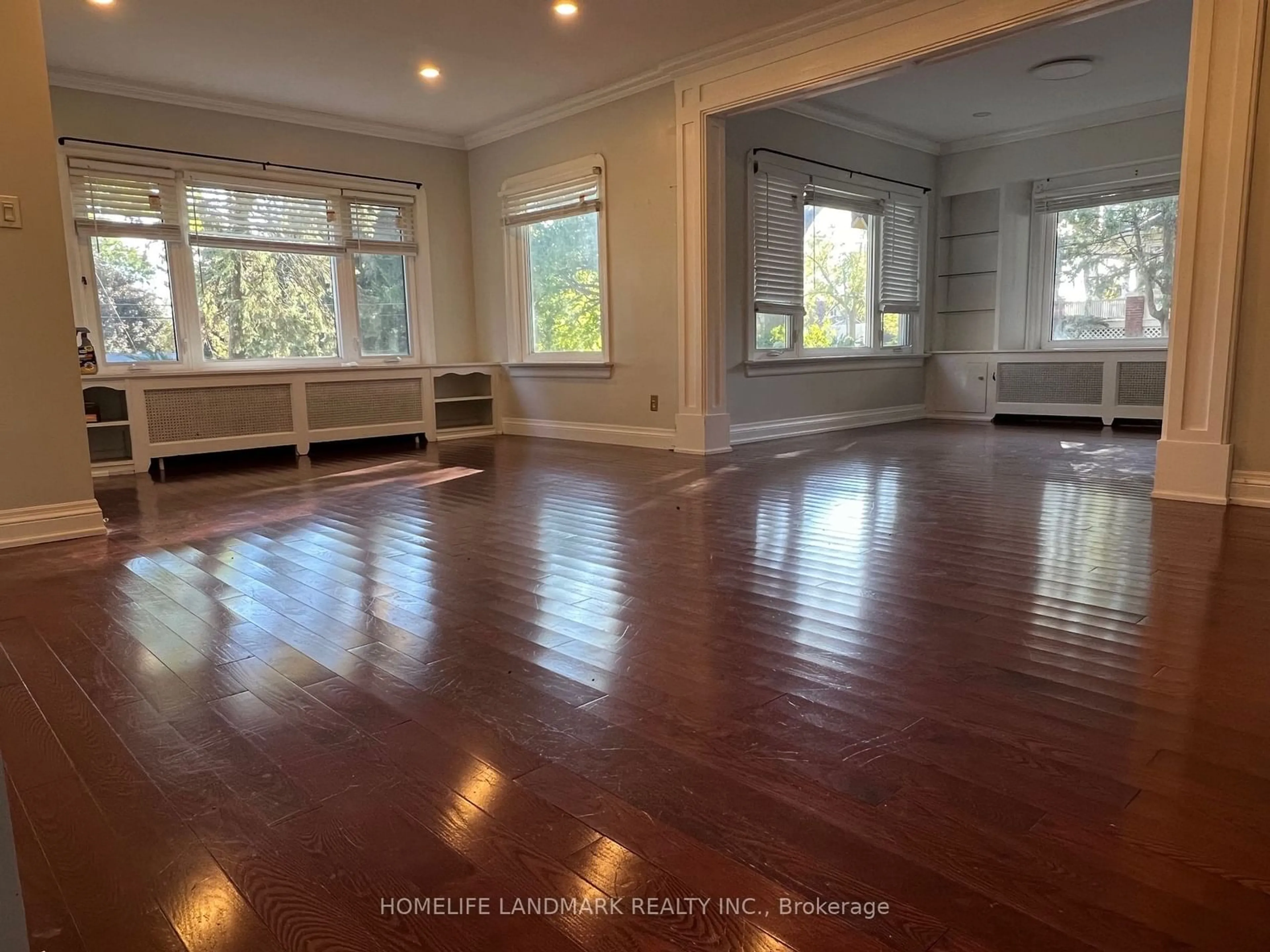 A pic of a room, wood floors for 200 Gormley Rd, Richmond Hill Ontario L4E 1A2