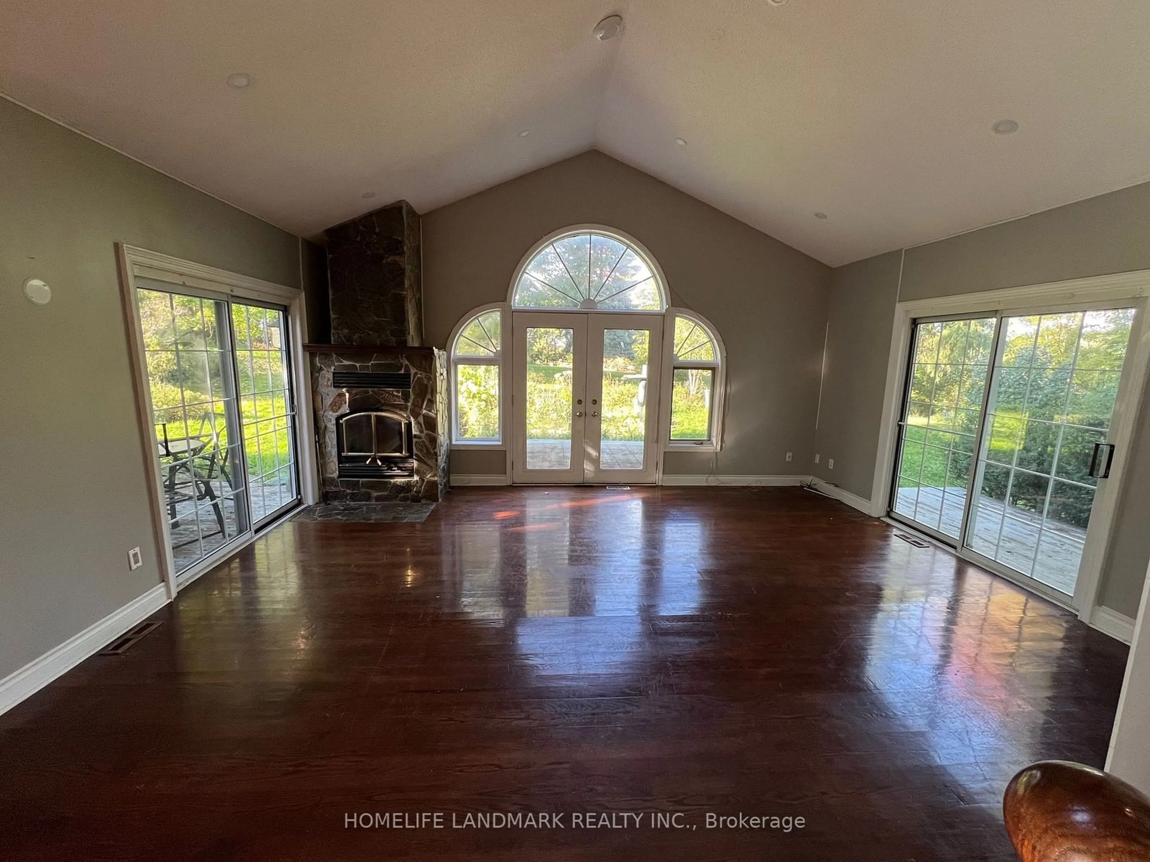 A pic of a room, wood floors for 200 Gormley Rd, Richmond Hill Ontario L4E 1A2