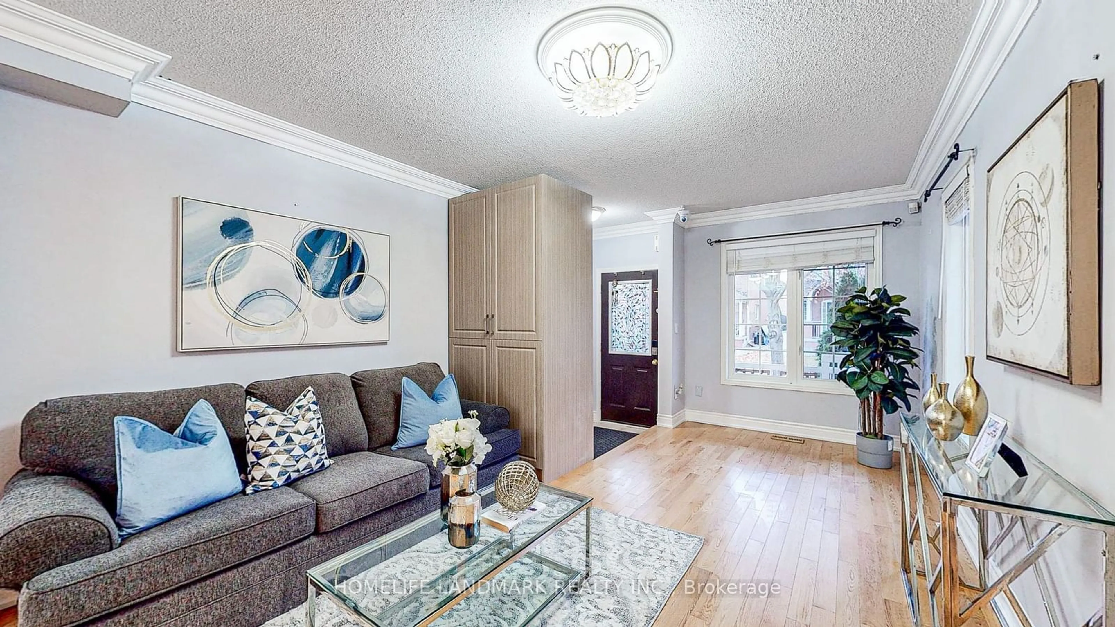 Living room, wood floors for 29 Lucerne Dr, Vaughan Ontario L4H 2Y2