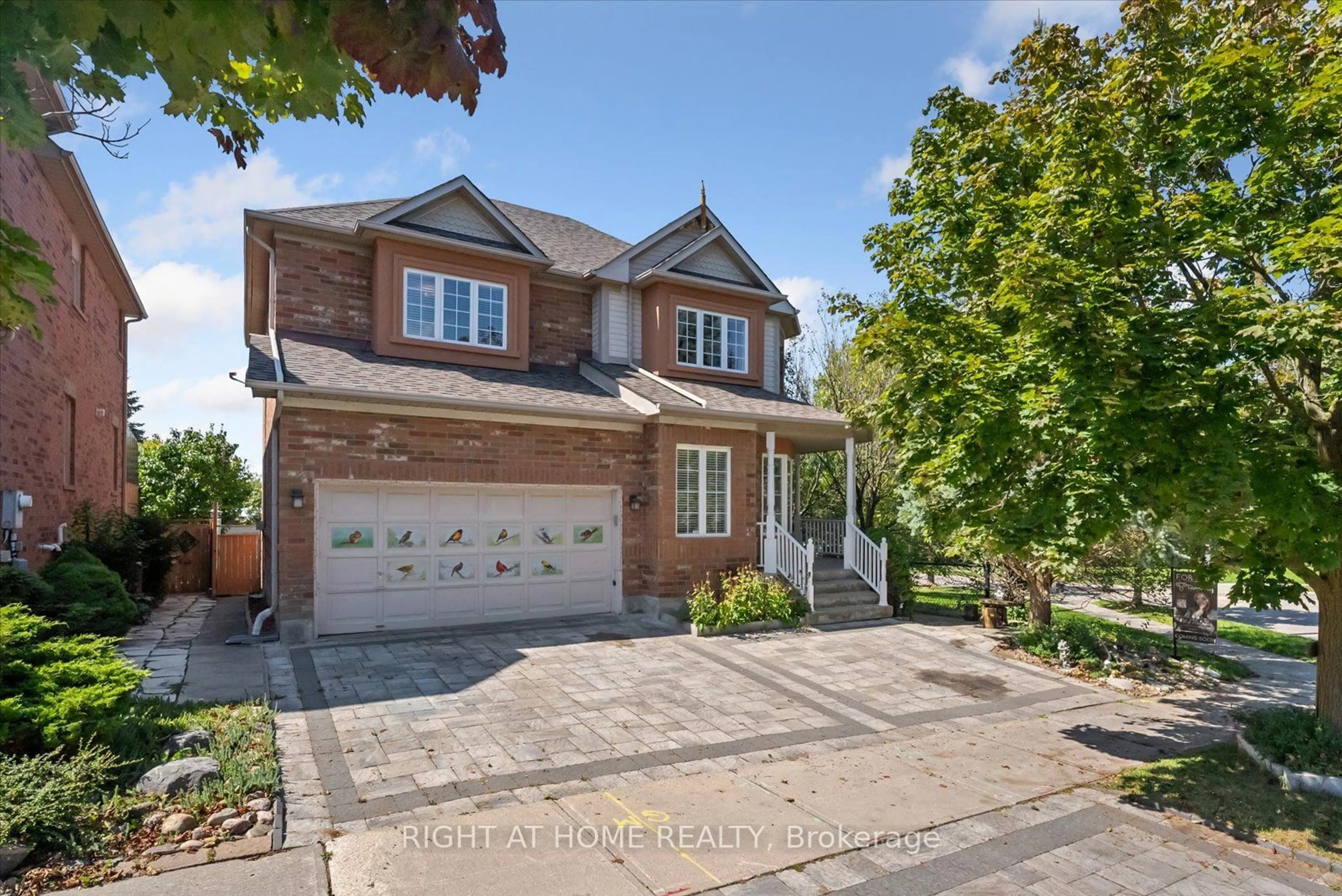 Home with brick exterior material for 132 Hollandview Tr, Aurora Ontario L4G 7H2