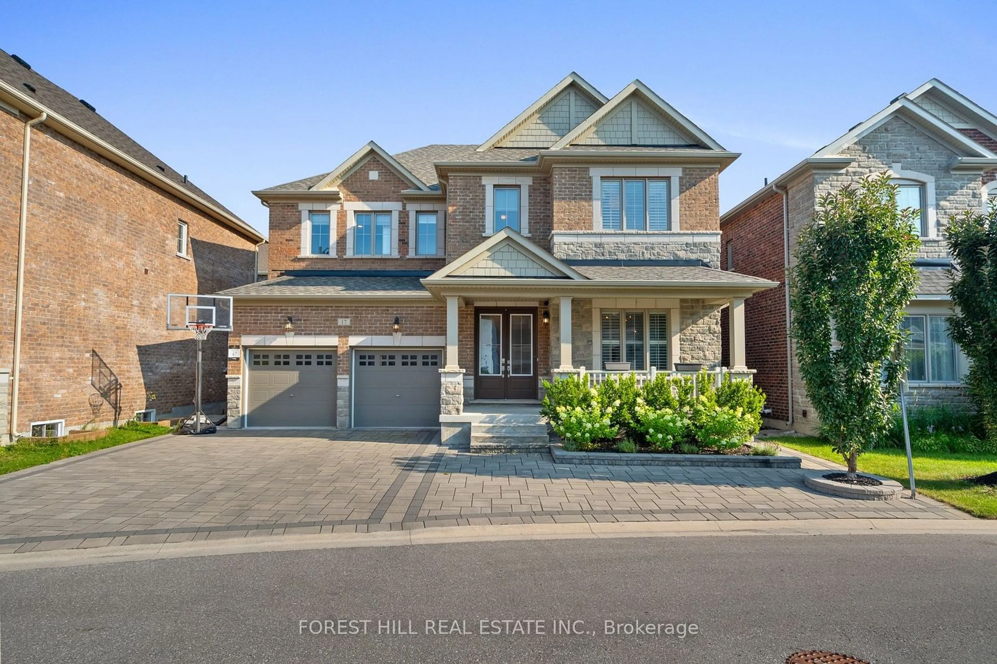 Home with brick exterior material for 17 Ken Sinclair Cres, Aurora Ontario L4G 3J1