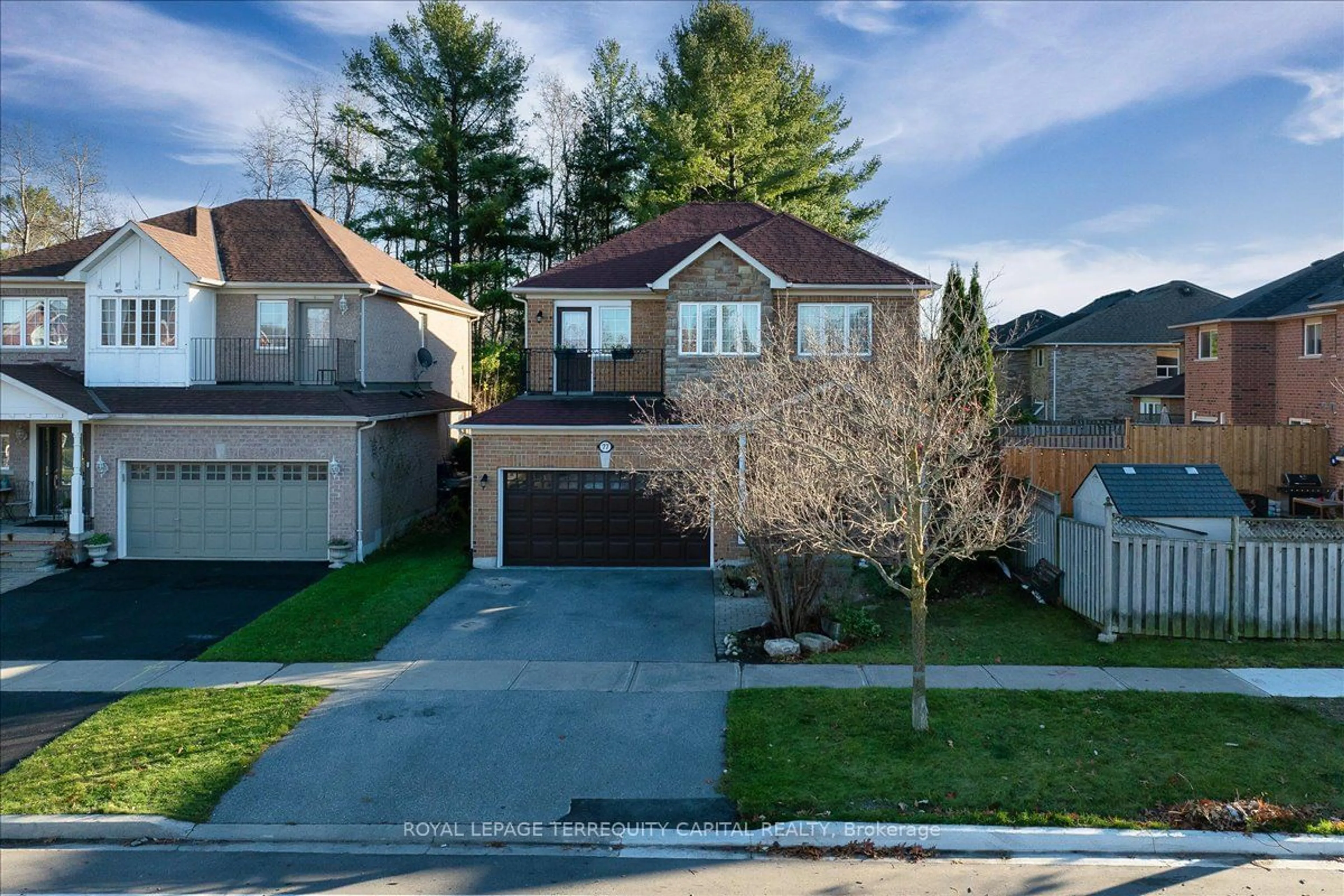 Frontside or backside of a home, the street view for 77 Worthington Ave, Richmond Hill Ontario L4E 3Z5