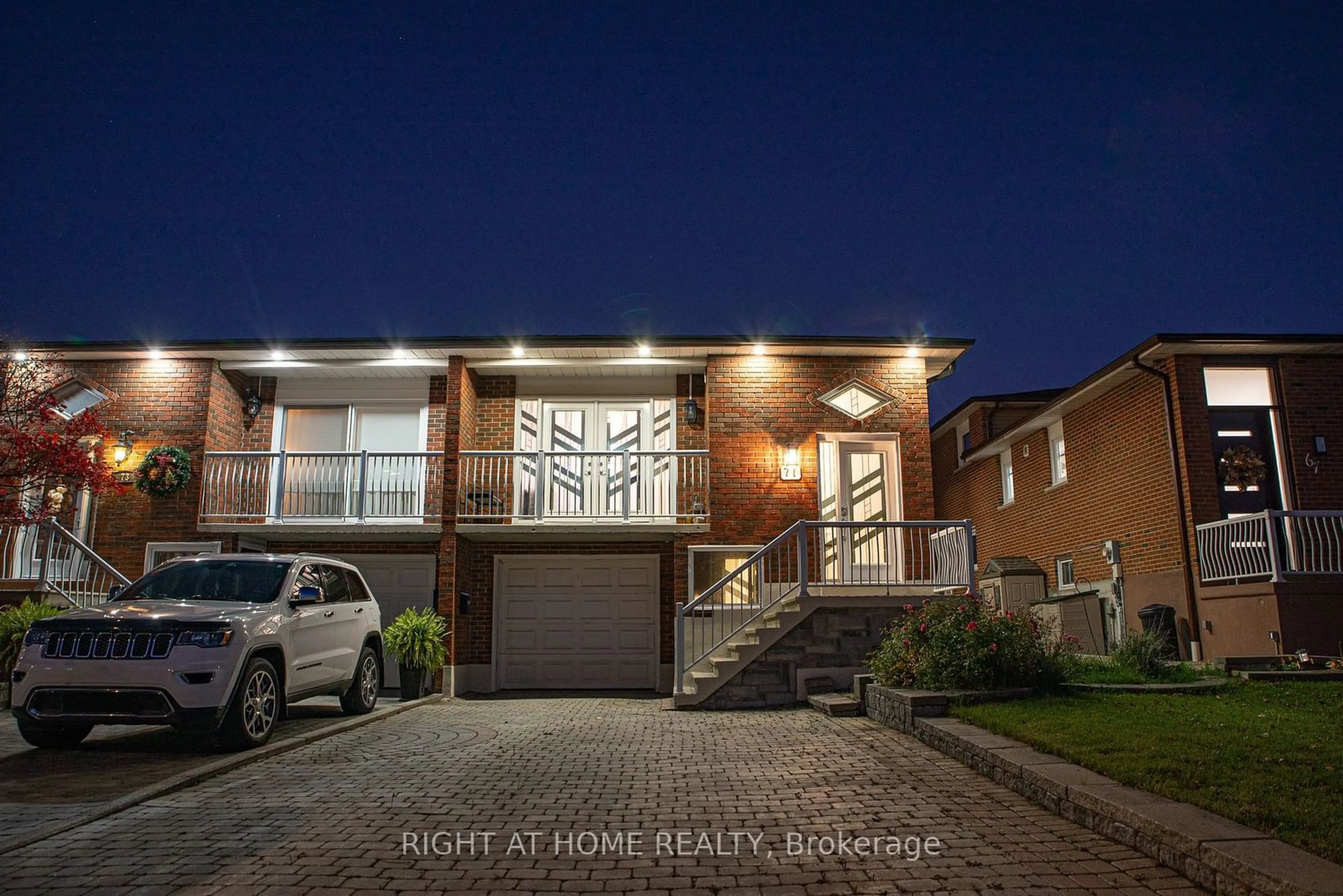 Frontside or backside of a home, the street view for 71 Agincourt Rd, Vaughan Ontario L4L 2Z8