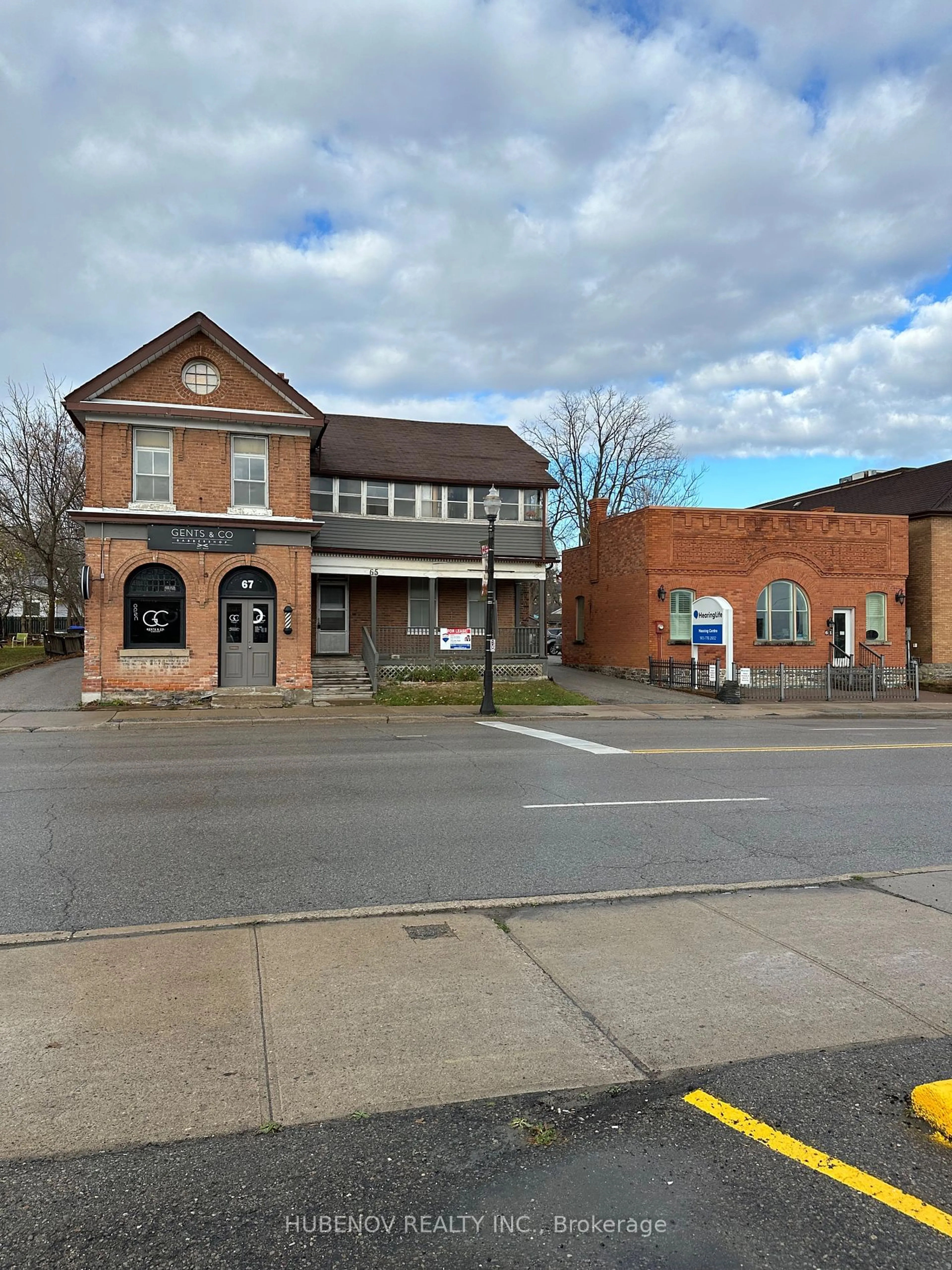 A pic from exterior of the house or condo, the front or back of building for 65 Holland St, Bradford West Gwillimbury Ontario L9S 0C1