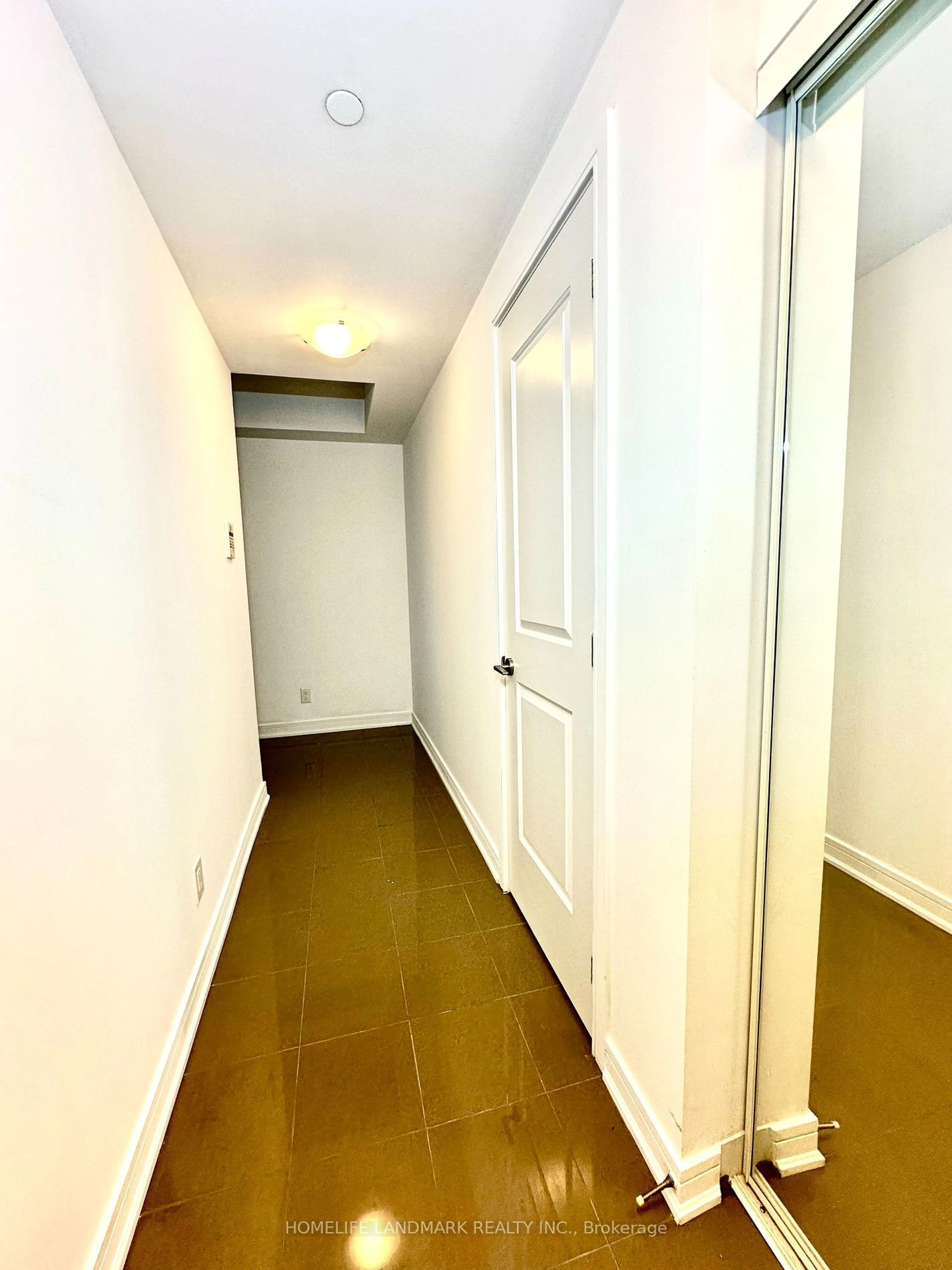 A pic of a room, unknown floor for 9205 YONGE St #NE-707, Richmond Hill Ontario L4C 1V5