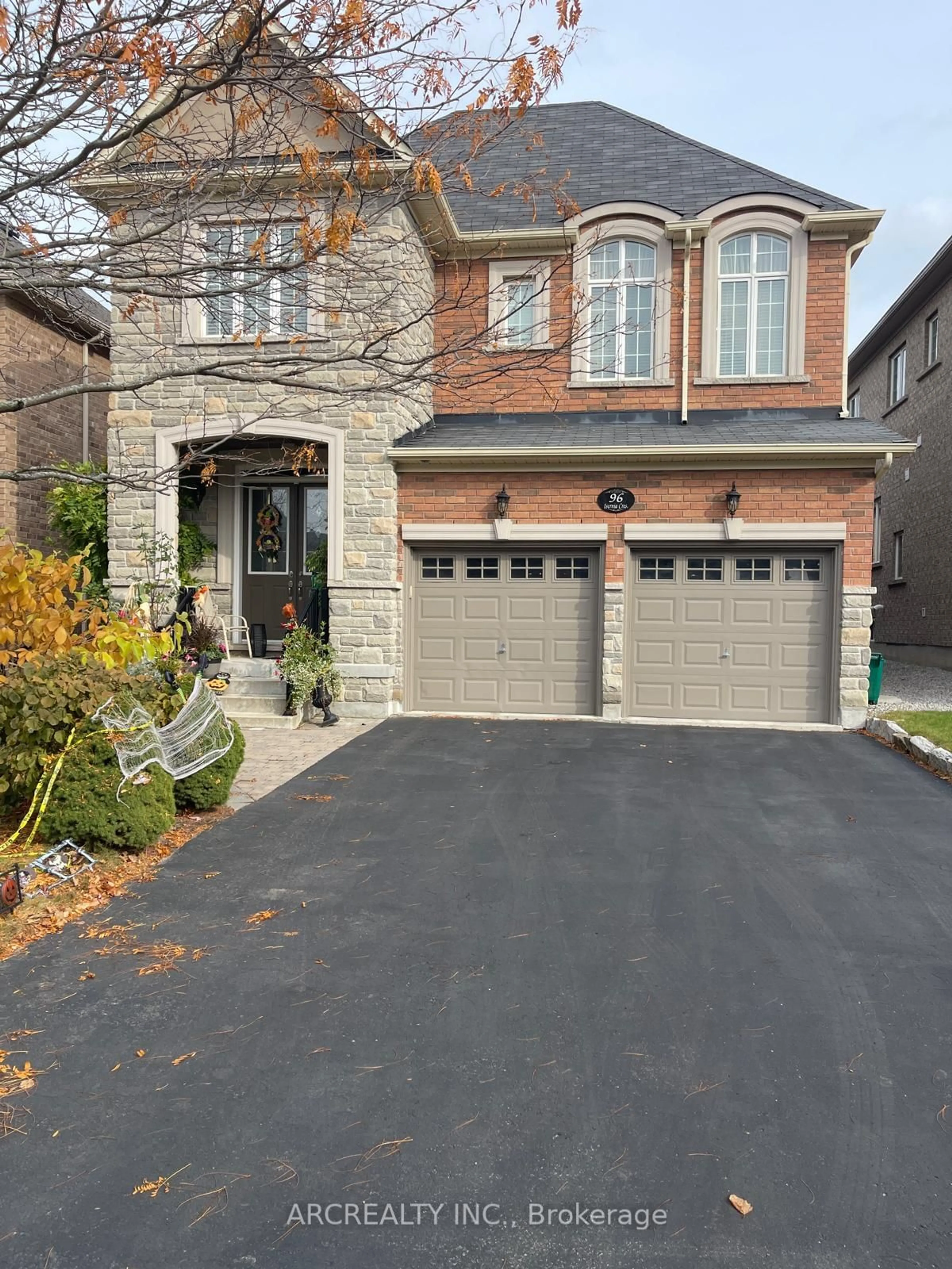 Home with brick exterior material for 96 Isernia Cres, Vaughan Ontario L4H 0W7