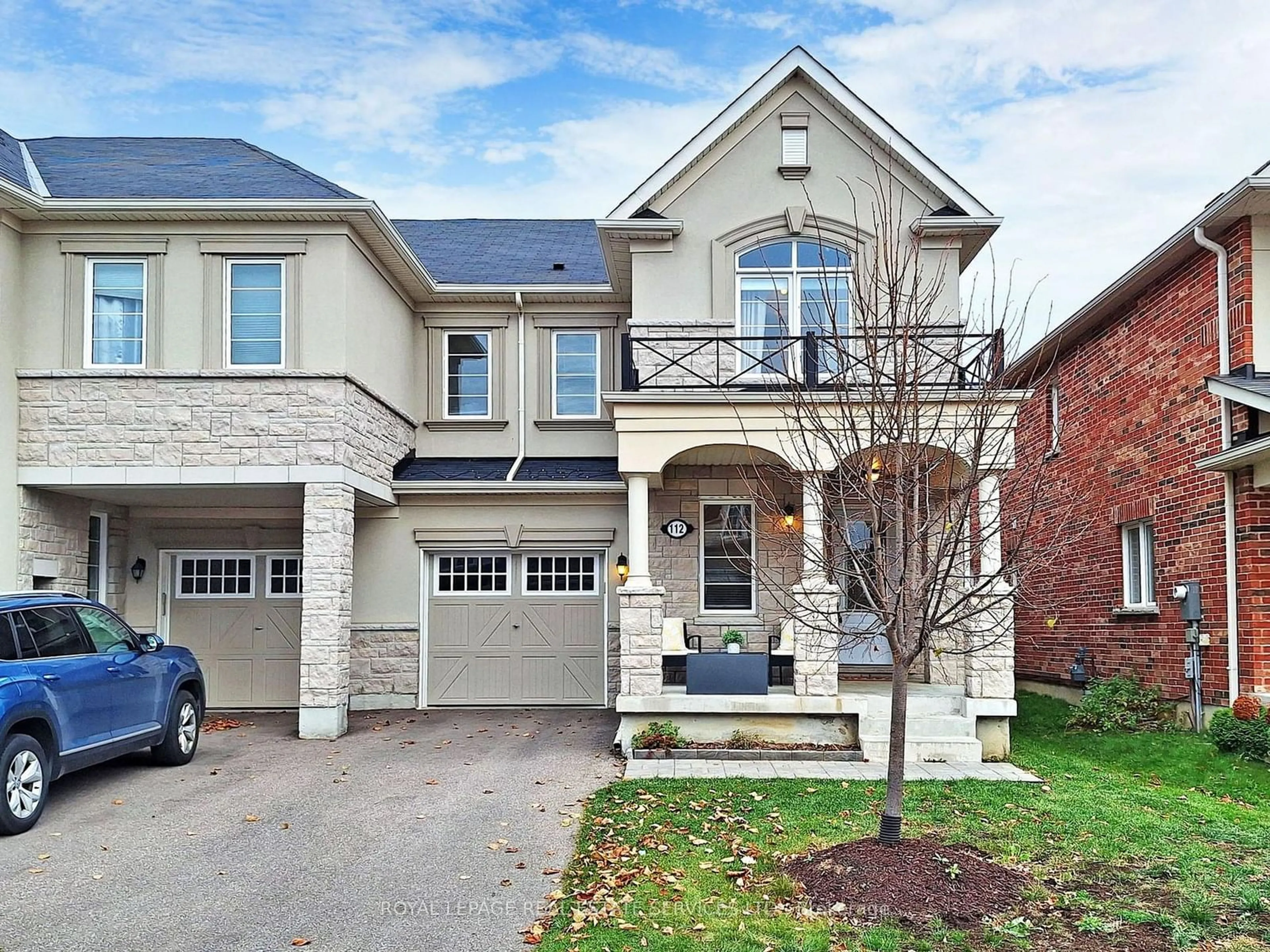 Home with brick exterior material for 112 Hutt Cres, Aurora Ontario L4G 0M7