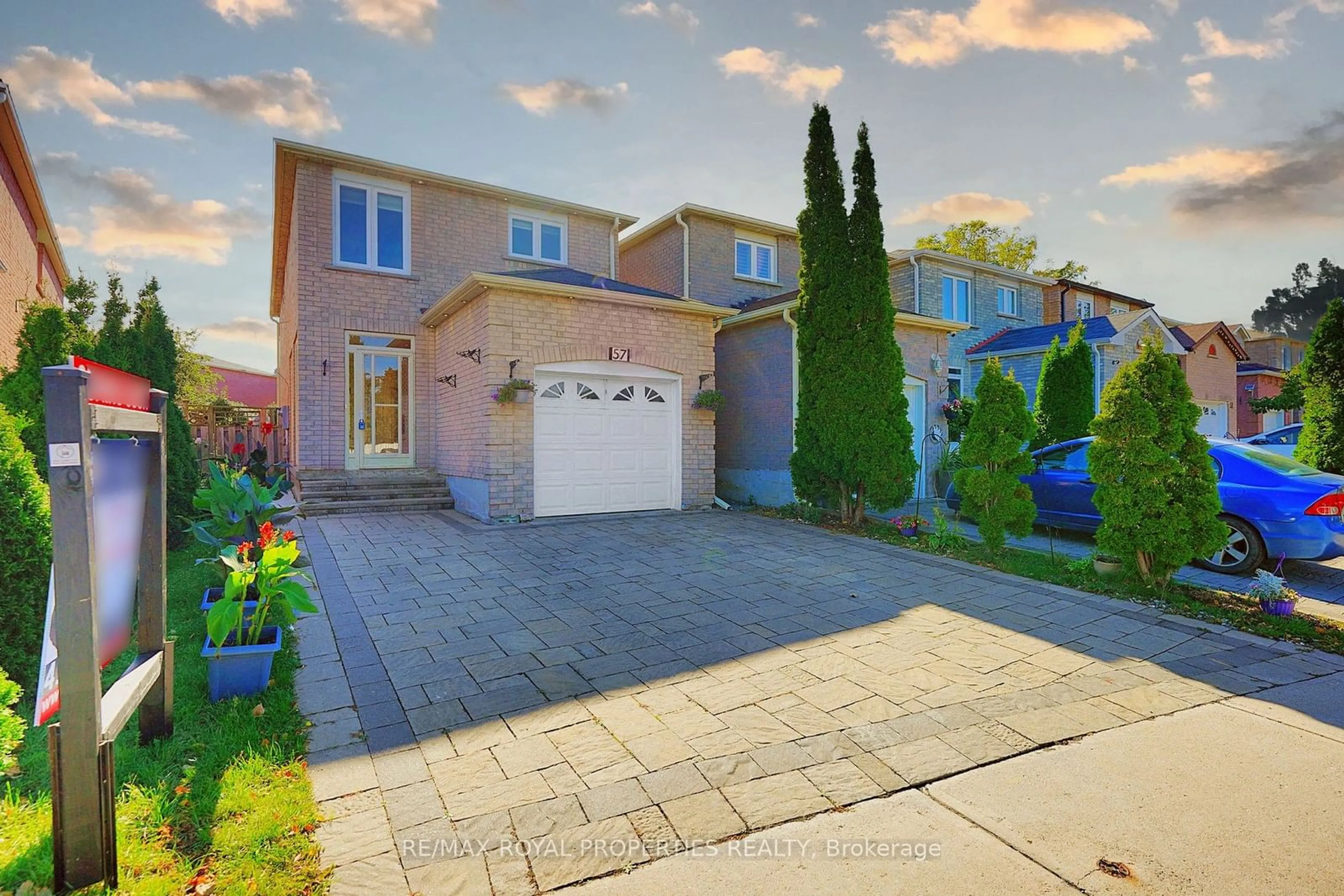 Frontside or backside of a home, the street view for 57 Chloe Cres, Markham Ontario L3S 2H8